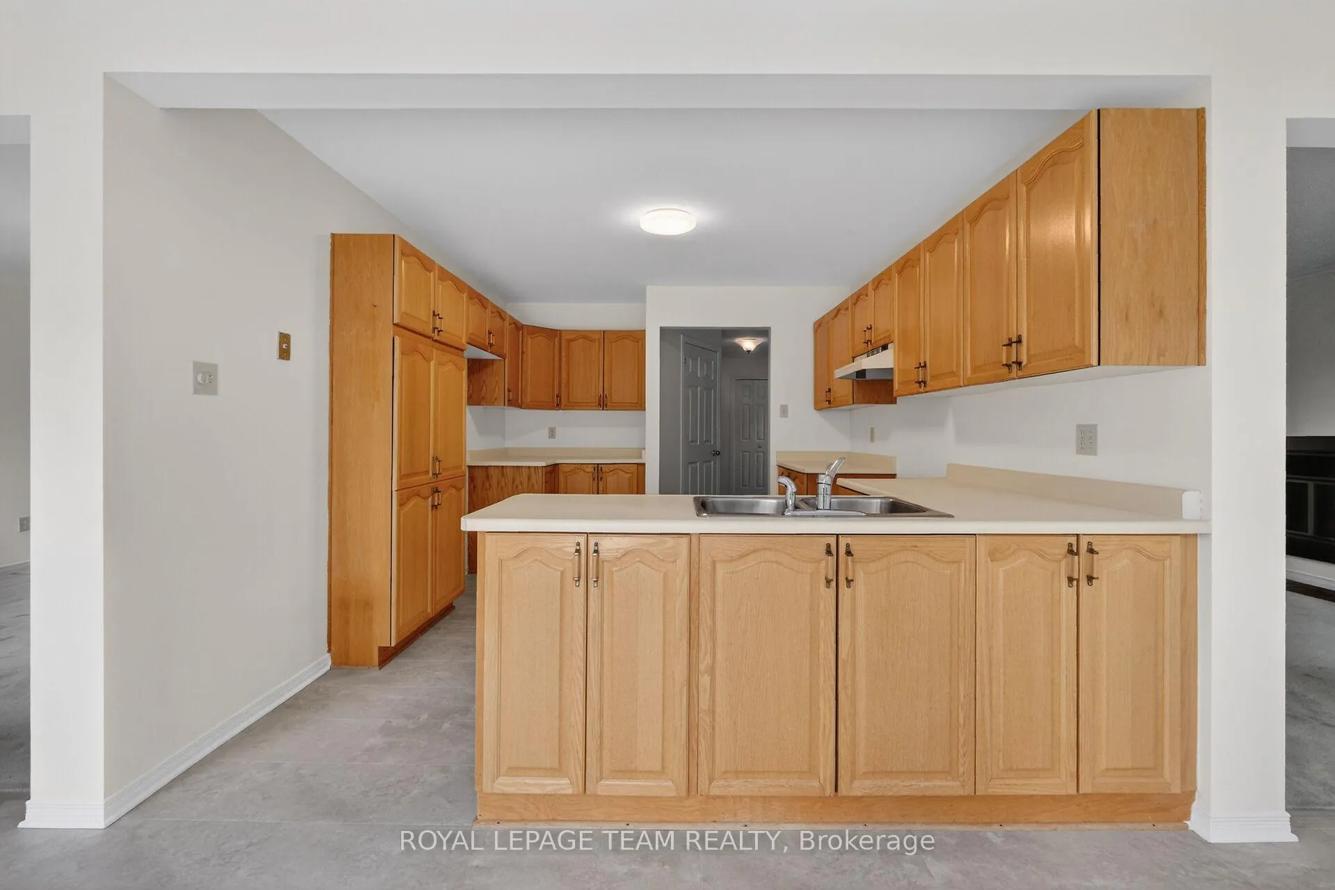 Photo 17 of 6 Shetland Way, Ottawa, Kanata - Bridlewood — HOMEH