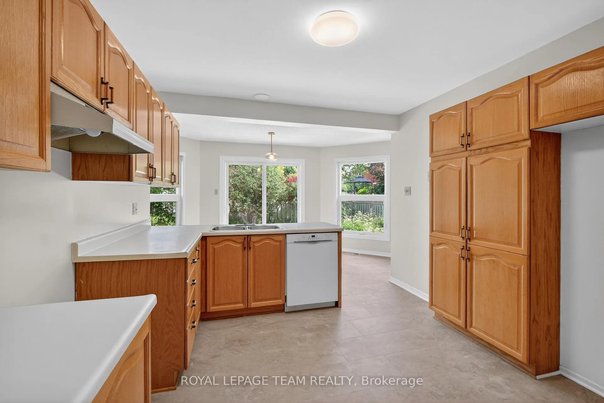 Photo 19 of 6 Shetland Way, Ottawa, Kanata - Bridlewood — HOMEH