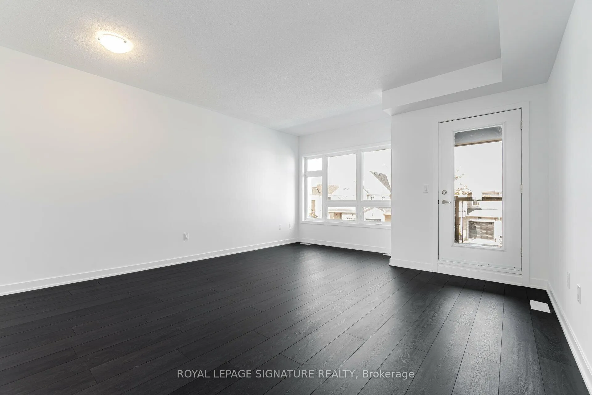 Photo 12 of 4886 Valera Road, Burlington, Alton — HOMEH