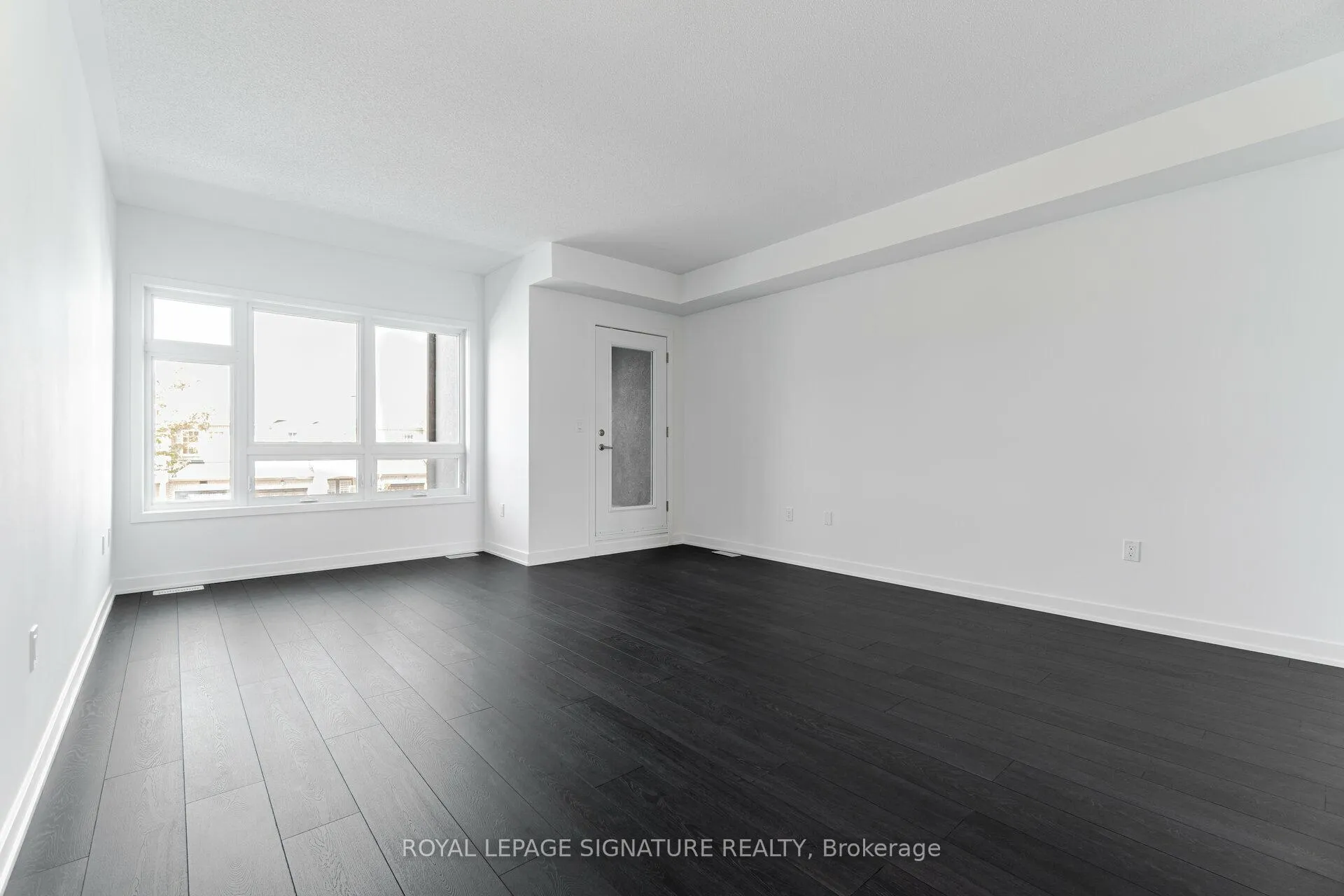Photo 14 of 4886 Valera Road, Burlington, Alton — HOMEH