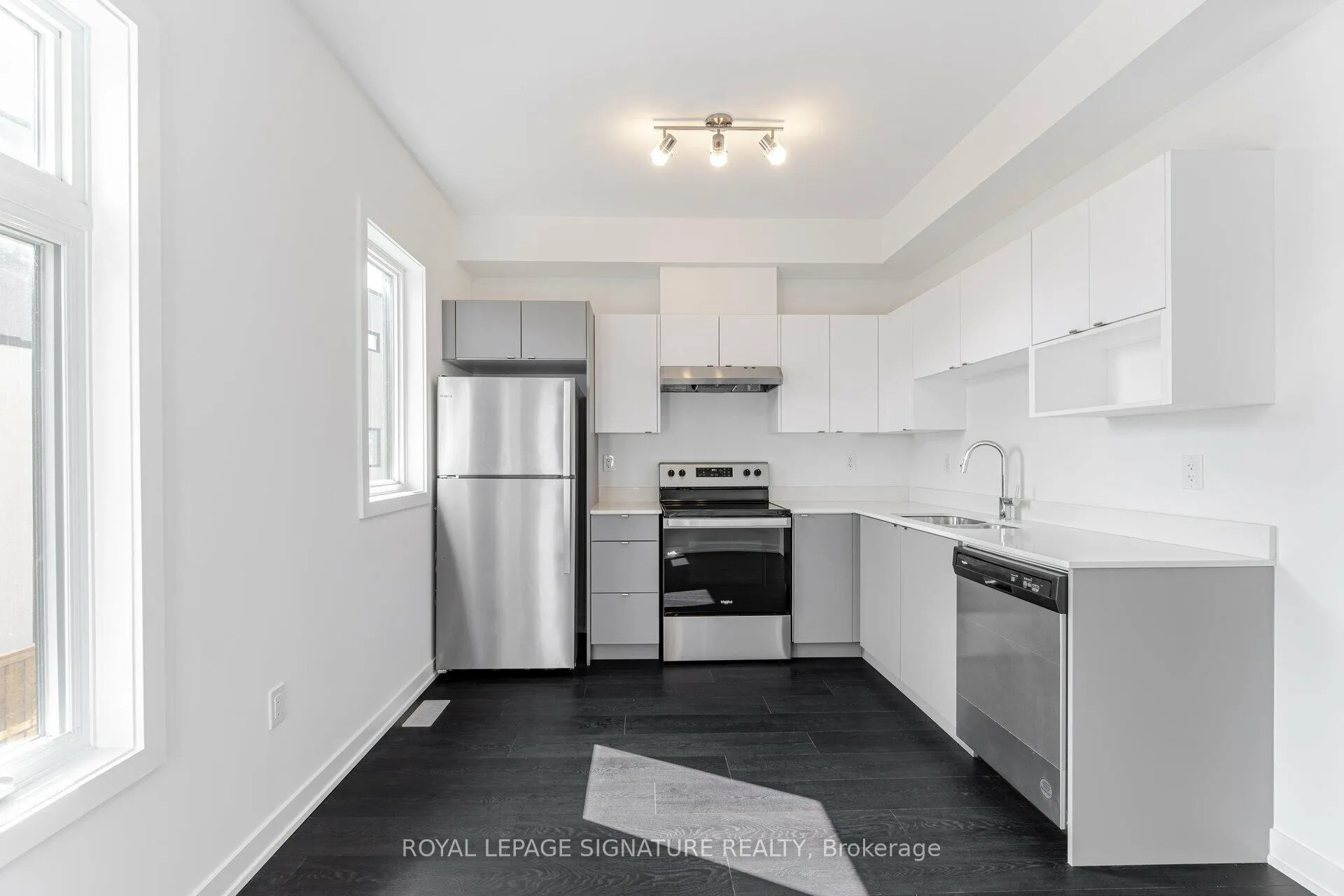 Photo 21 of 4886 Valera Road, Burlington, Alton — HOMEH