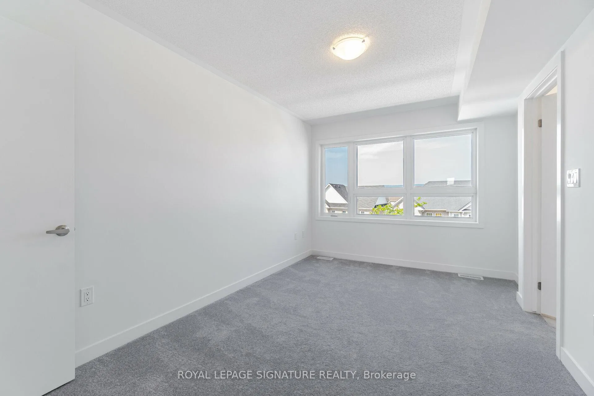 Photo 31 of 4886 Valera Road, Burlington, Alton — HOMEH
