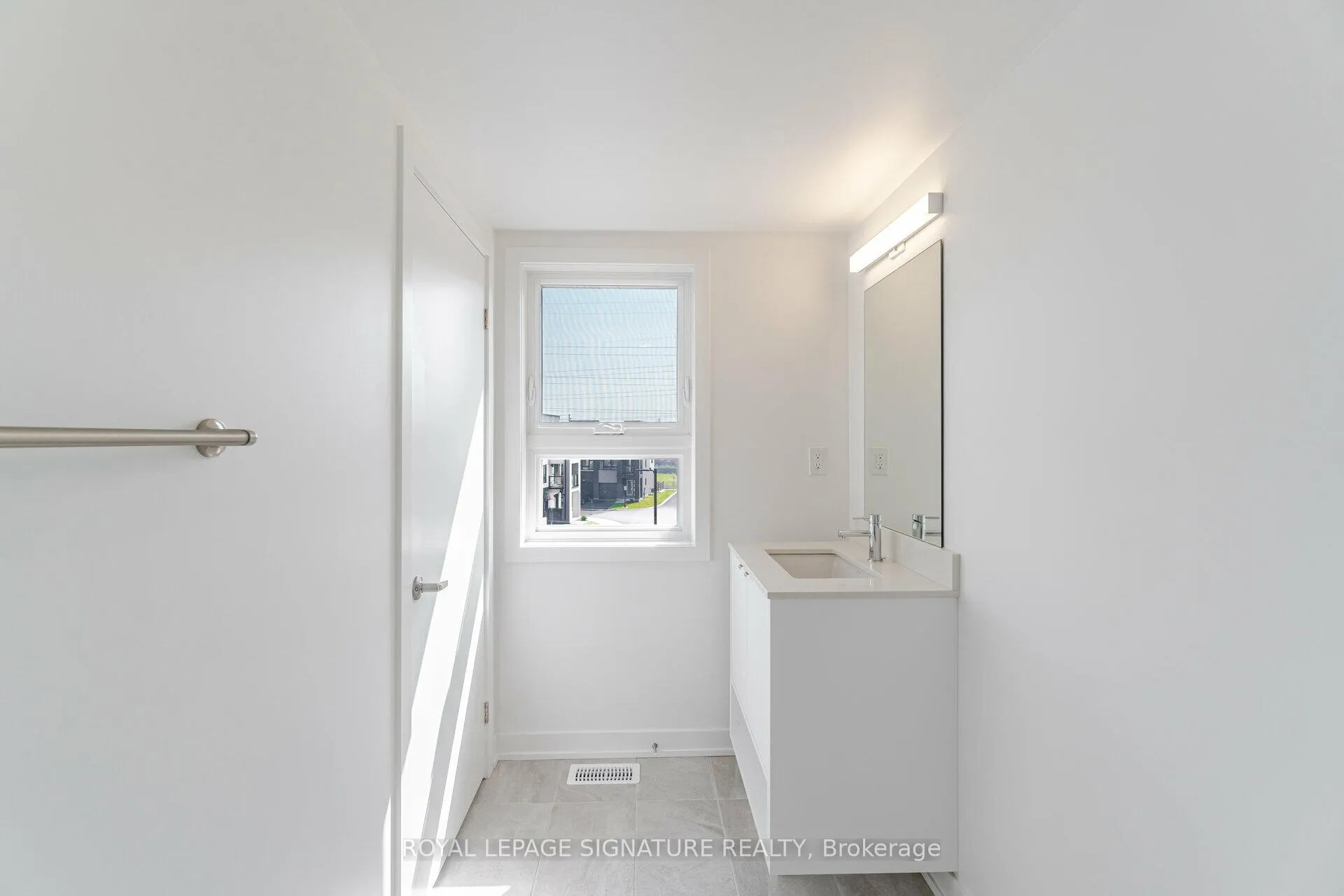 Photo 40 of 4886 Valera Road, Burlington, Alton — HOMEH