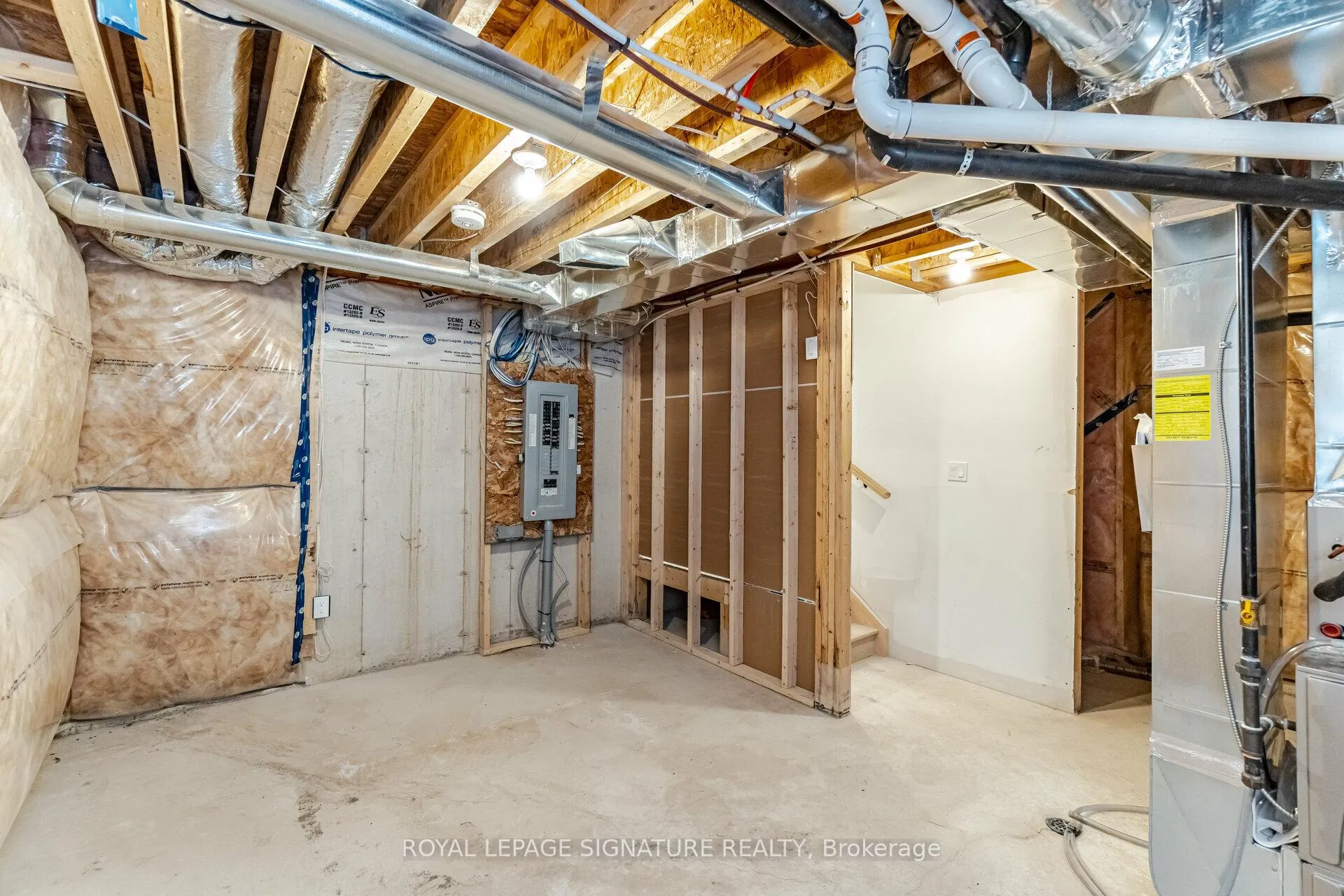 Photo 42 of 4886 Valera Road, Burlington, Alton — HOMEH