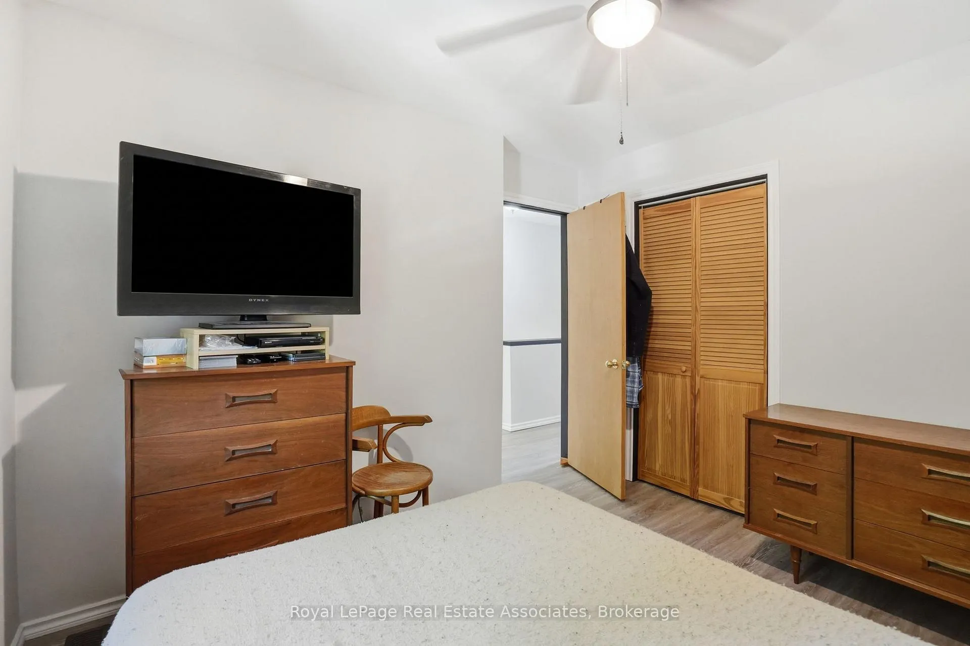 Photo 24 of Unit D(4), 16D Bond Street, Hamilton, Dundas — HOMEH