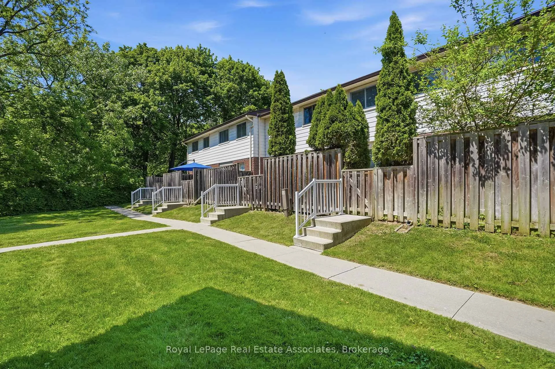 Photo 39 of Unit D(4), 16D Bond Street, Hamilton, Dundas — HOMEH
