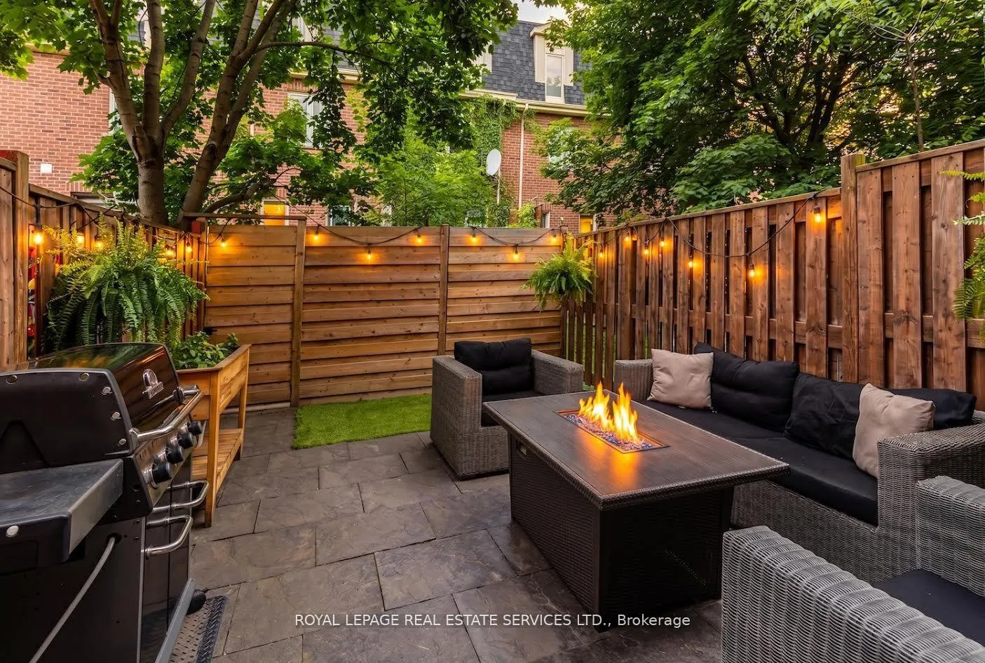 Photo 15 of Unit 49, 435 Hensall Circle, Mississauga, Cooksville — HOMEH