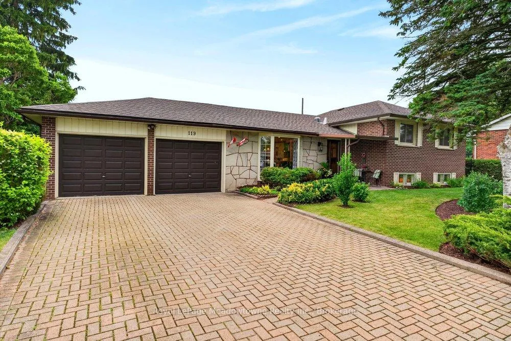 Photo 2 of 119 Elizabeth Drive, Halton Hills, Acton — HOMEH