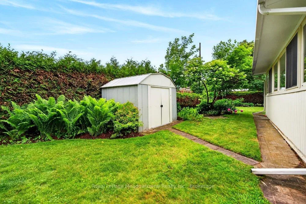 Photo 41 of 119 Elizabeth Drive, Halton Hills, Acton — HOMEH