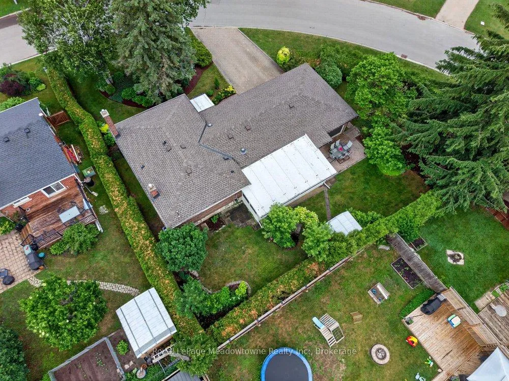 Photo 46 of 119 Elizabeth Drive, Halton Hills, Acton — HOMEH