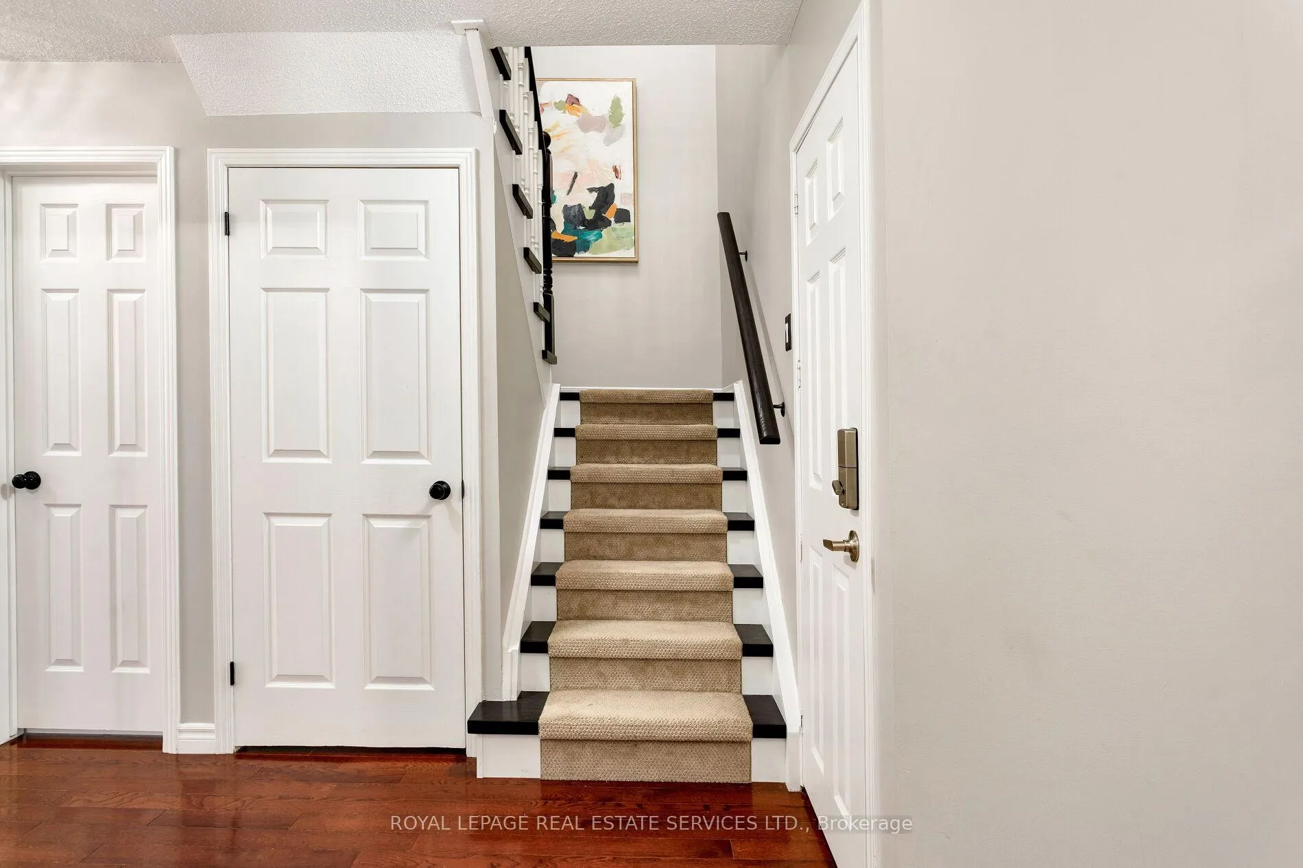 Photo 23 of Unit 7, 2006 Glenada Crescent, Oakville, Wedgewood Creek — HOMEH