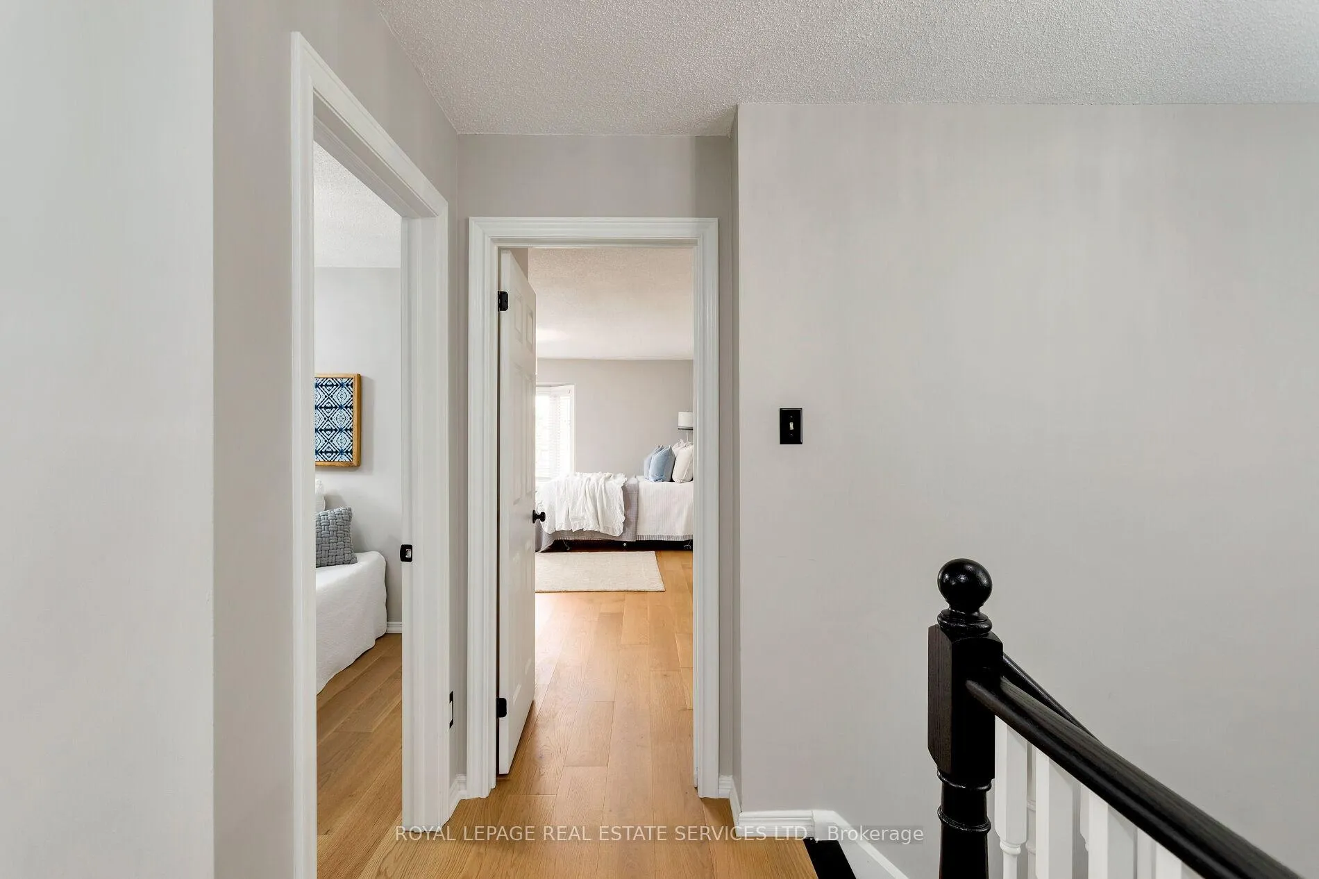 Photo 24 of Unit 7, 2006 Glenada Crescent, Oakville, Wedgewood Creek — HOMEH