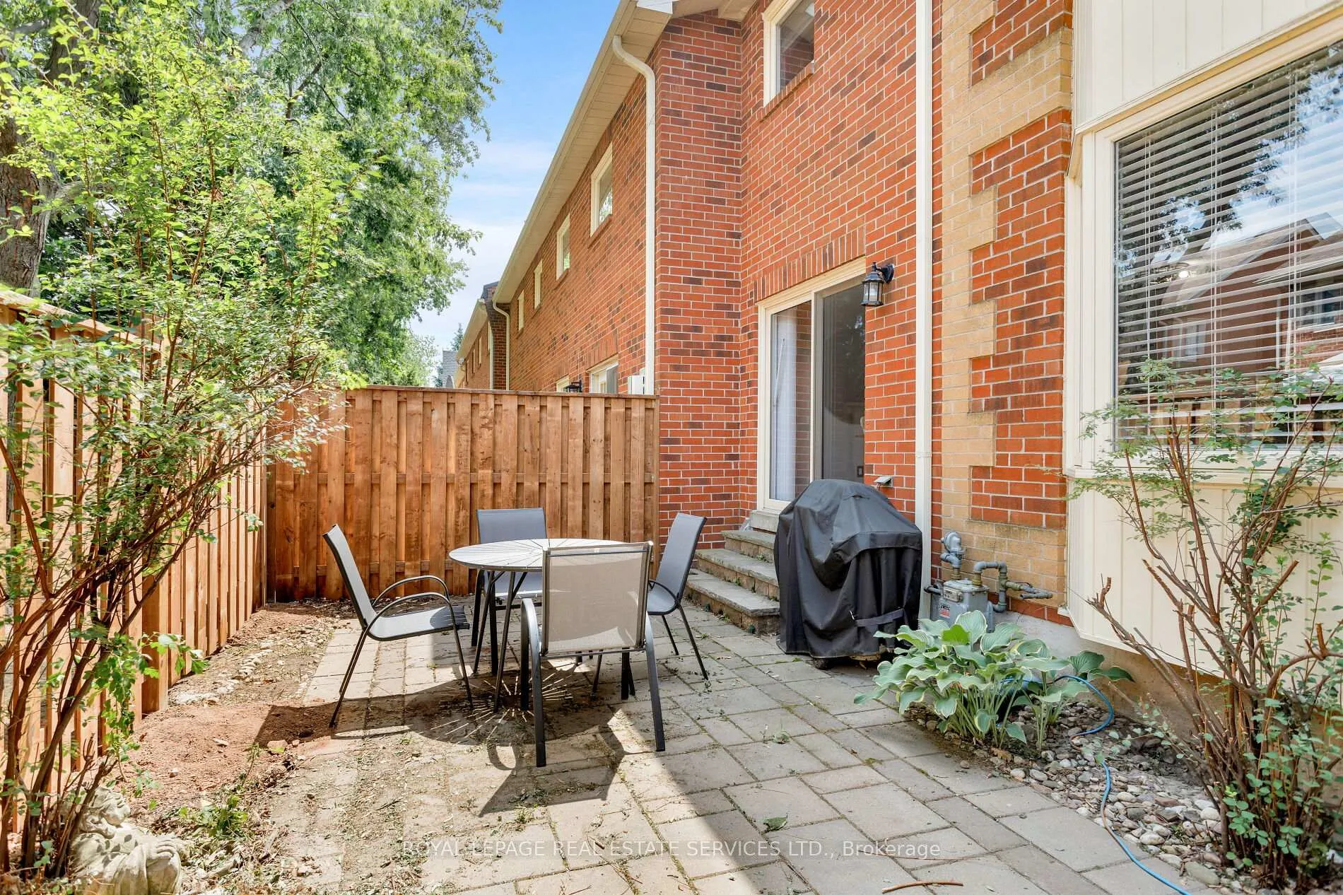 Photo 45 of Unit 7, 2006 Glenada Crescent, Oakville, Wedgewood Creek — HOMEH
