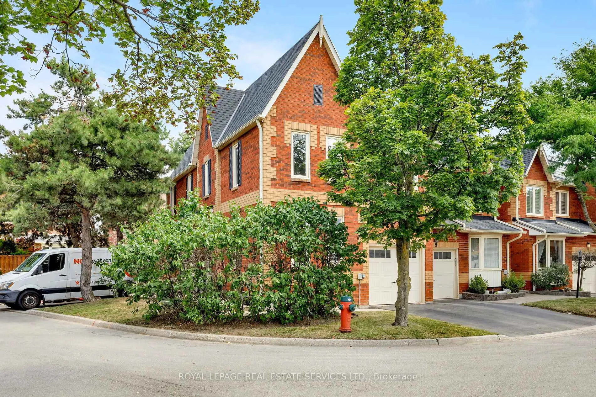 Photo 46 of Unit 7, 2006 Glenada Crescent, Oakville, Wedgewood Creek — HOMEH