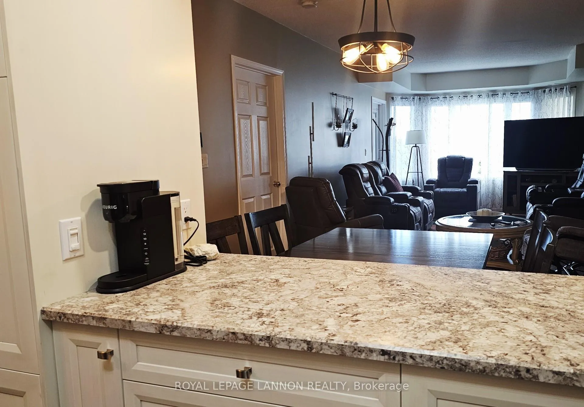 Photo 6 of Unit #112, 315 Hilldale Road, Thunder Bay, Dawson Heights — HOMEH