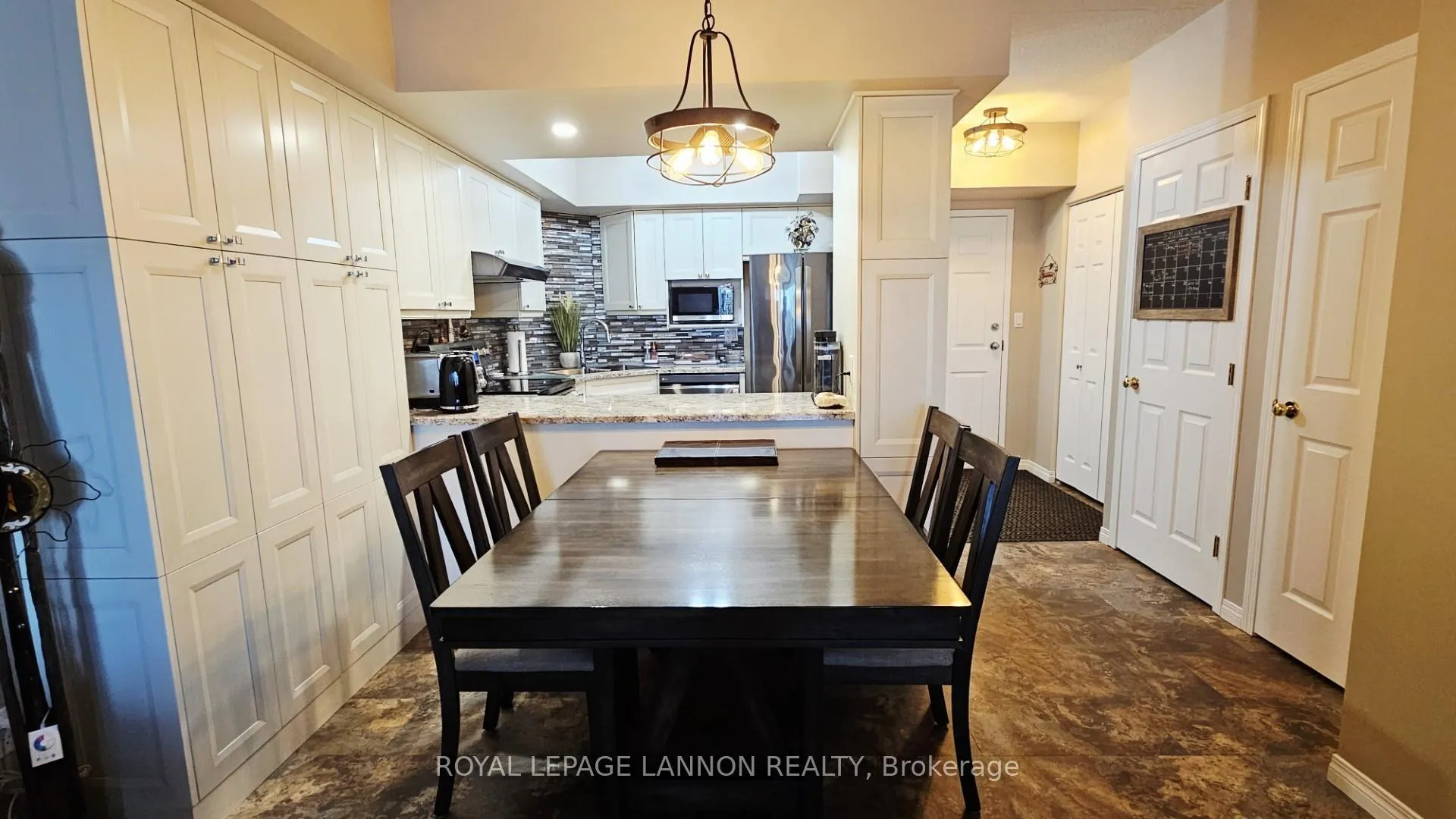 Photo 8 of Unit #112, 315 Hilldale Road, Thunder Bay, Dawson Heights — HOMEH