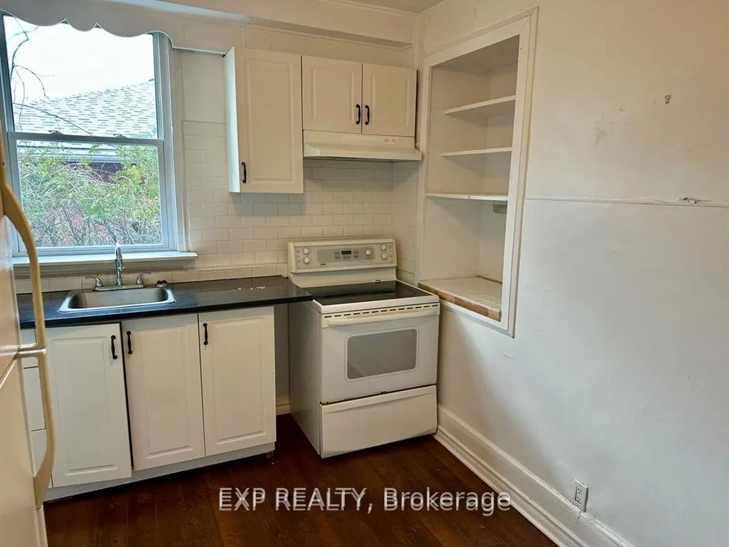 Photo 6 of Unit 1, 502 Richardson Avenue, Ottawa, Woodroffe — HOMEH
