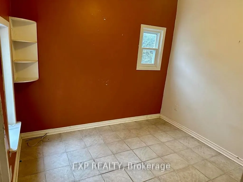 Photo 9 of Unit 1, 502 Richardson Avenue, Ottawa, Woodroffe — HOMEH