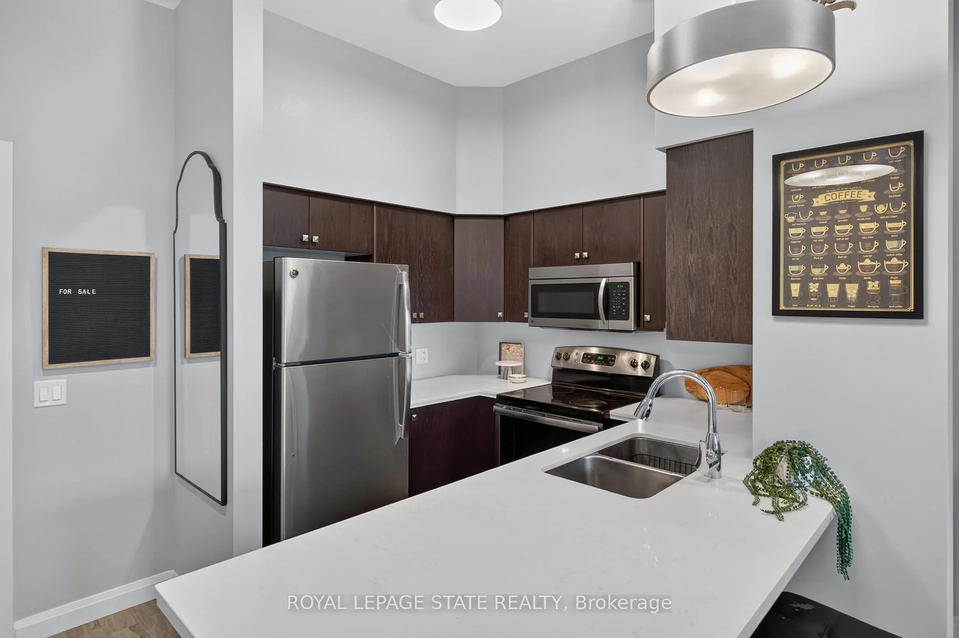 Photo 11 of Unit 302, 112 King Street E, Hamilton, Beasley — HOMEH
