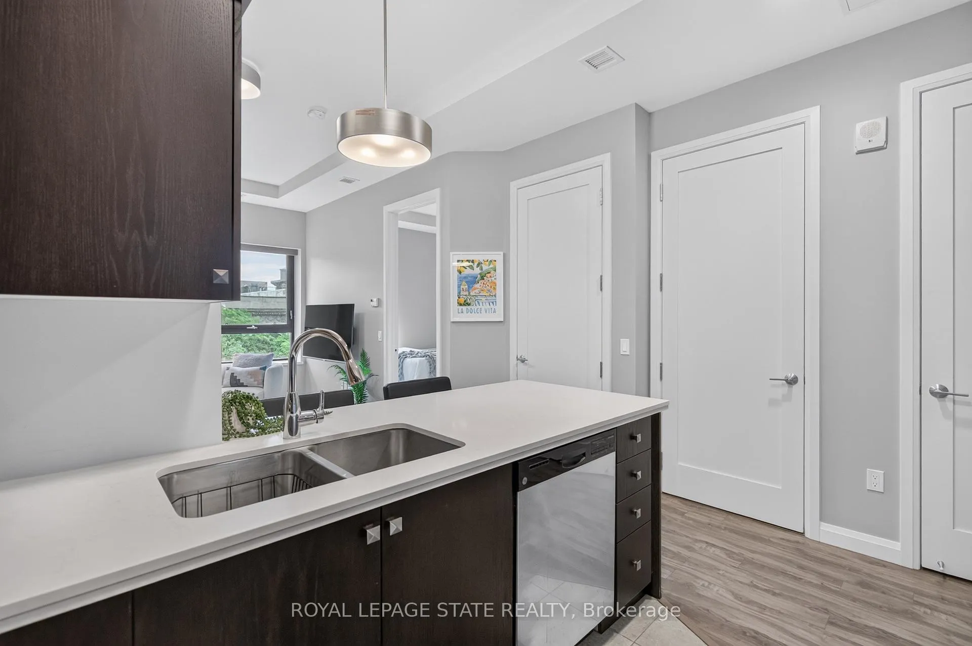Photo 15 of Unit 302, 112 King Street E, Hamilton, Beasley — HOMEH