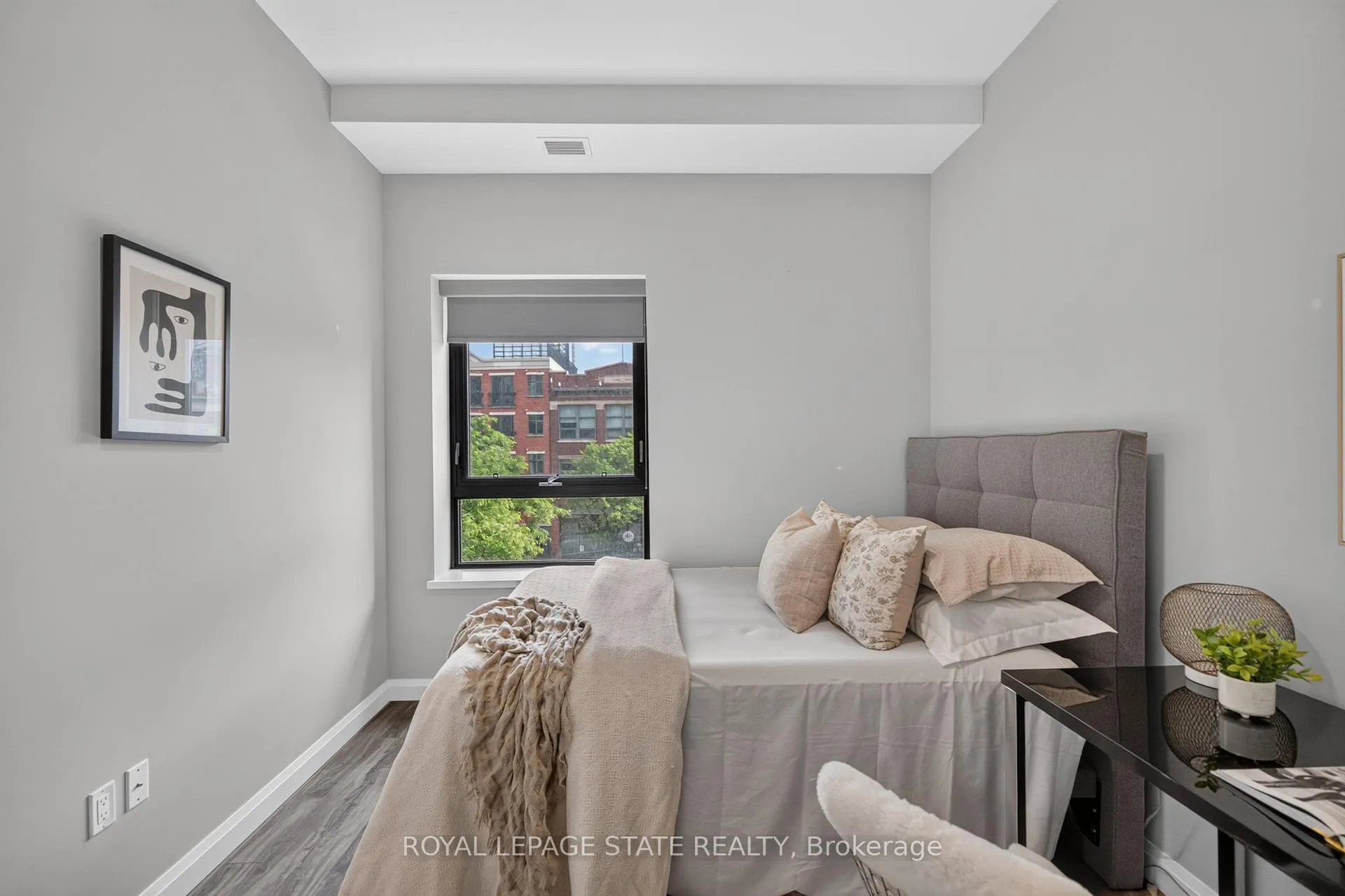 Photo 27 of Unit 302, 112 King Street E, Hamilton, Beasley — HOMEH