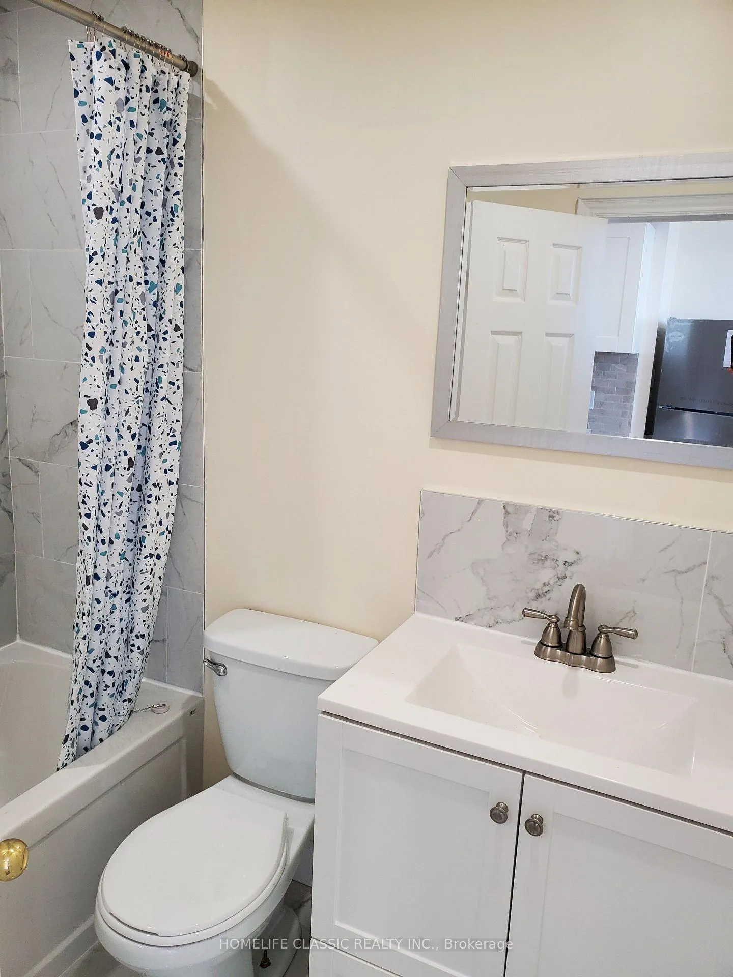 Photo 2 of Unit 5, 5 Main Street S, Uxbridge — HOMEH