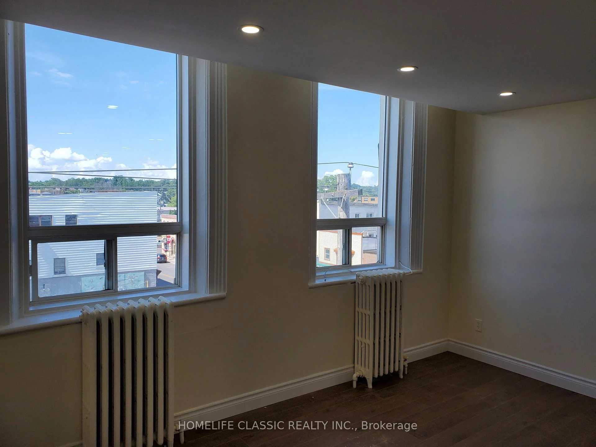 Photo 9 of Unit 5, 5 Main Street S, Uxbridge — HOMEH