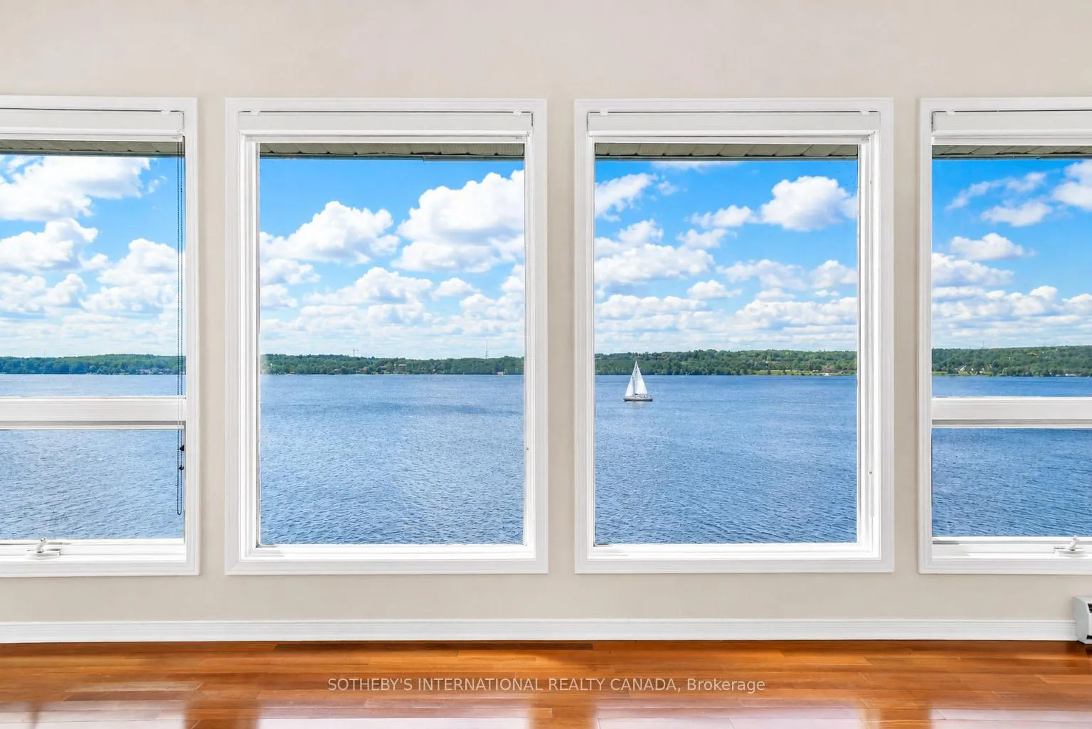 Photo 3 of Unit 303, 21 Kempenfelt Drive, Barrie, North Shore — HOMEH