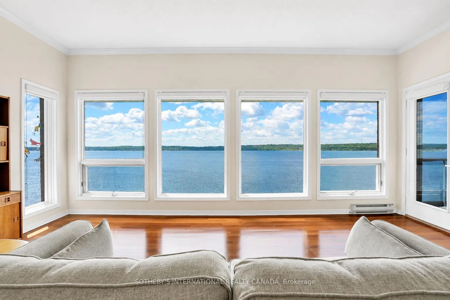 Photo 4 of Unit 303, 21 Kempenfelt Drive, Barrie, North Shore — HOMEH