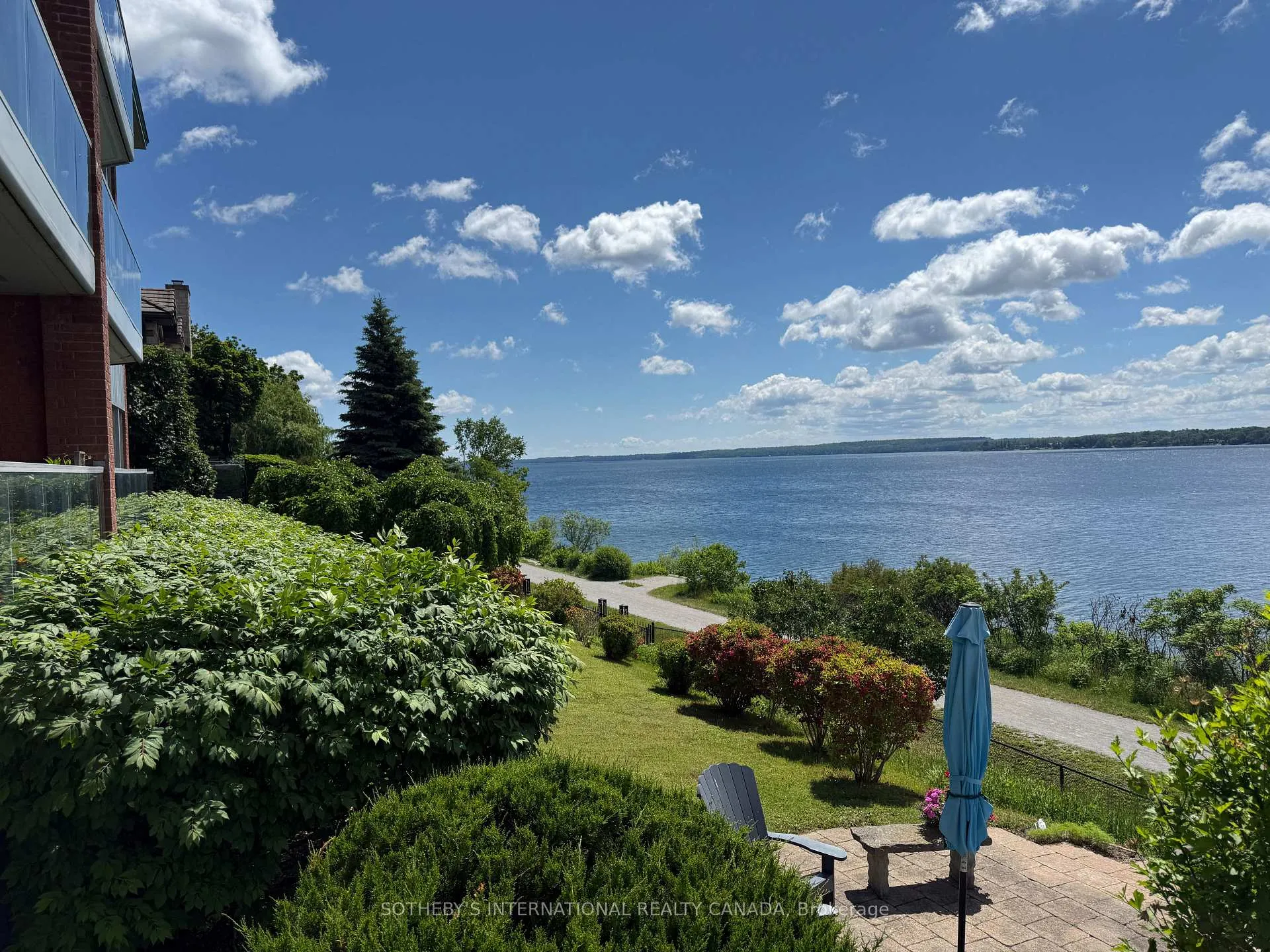 Photo 19 of Unit 303, 21 Kempenfelt Drive, Barrie, North Shore — HOMEH