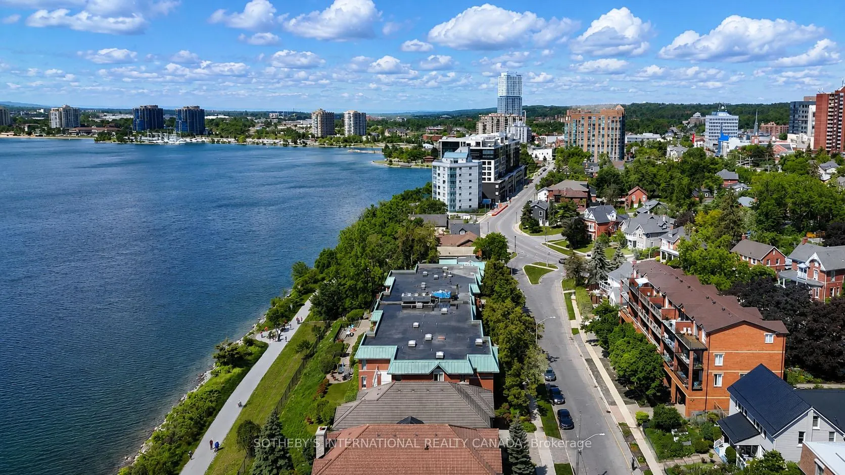Photo 24 of Unit 303, 21 Kempenfelt Drive, Barrie, North Shore — HOMEH