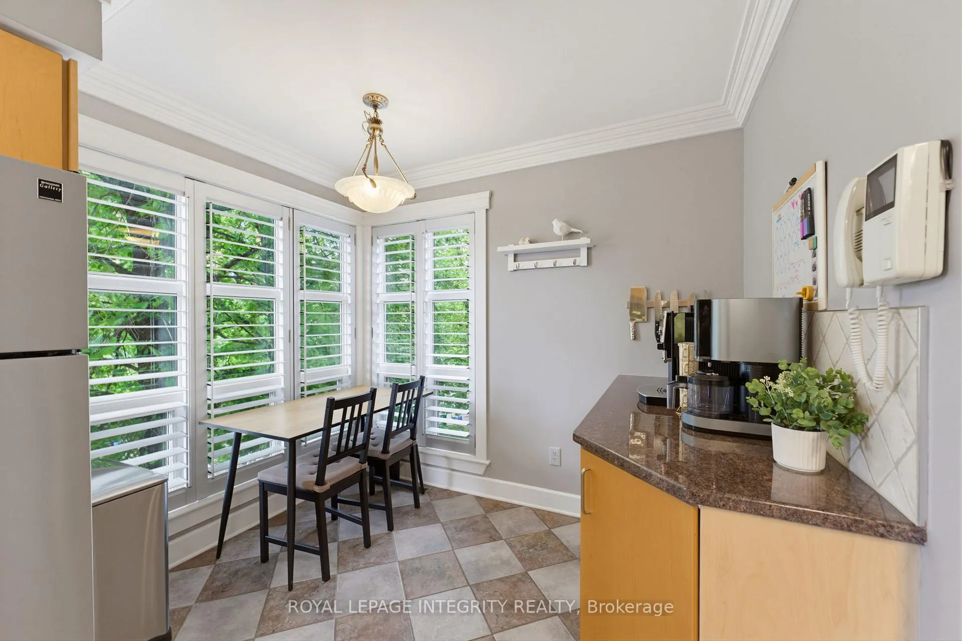 Photo 13 of 81 Robinson Avenue, Ottawa, Sandy Hill — HOMEH