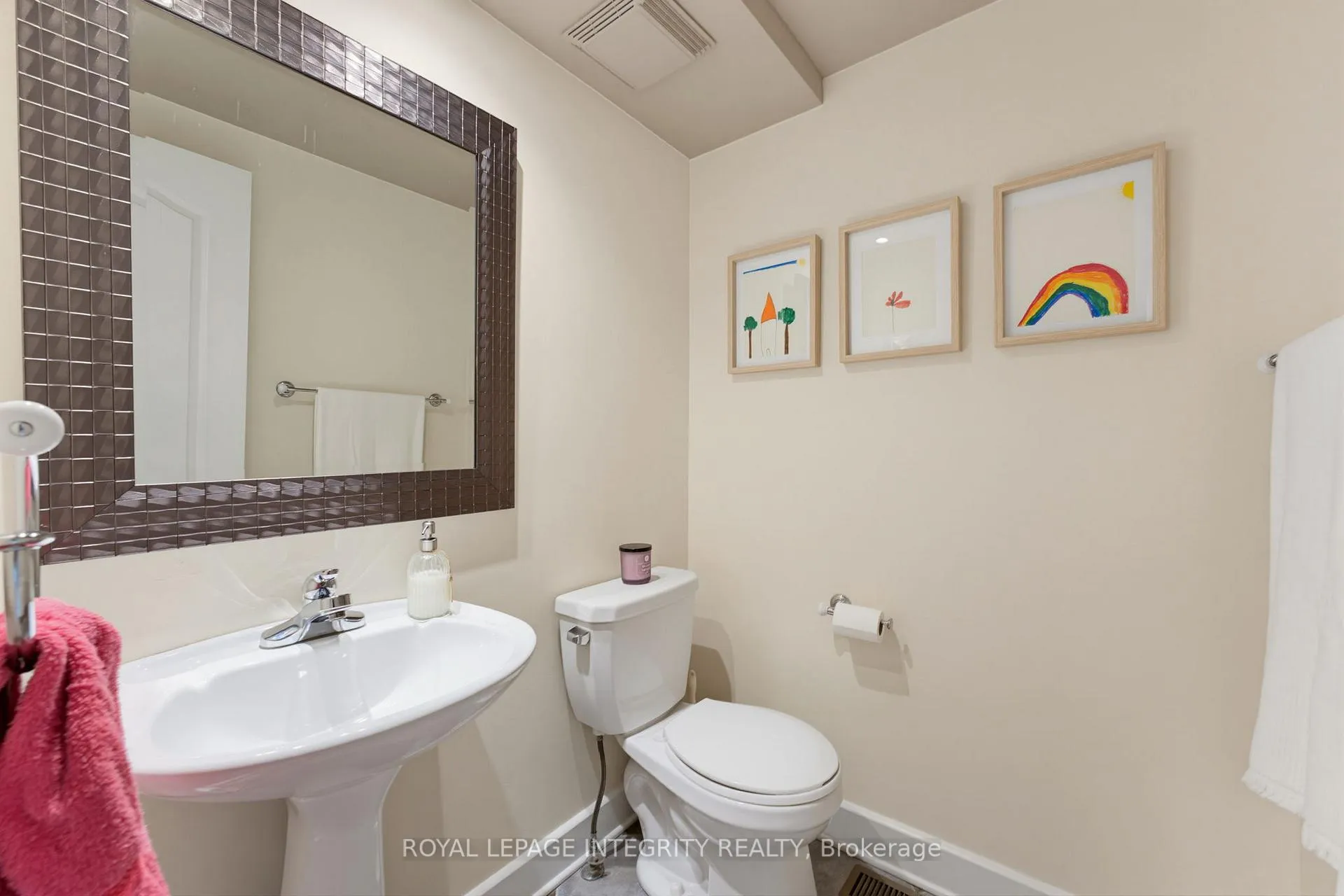 Photo 20 of 81 Robinson Avenue, Ottawa, Sandy Hill — HOMEH