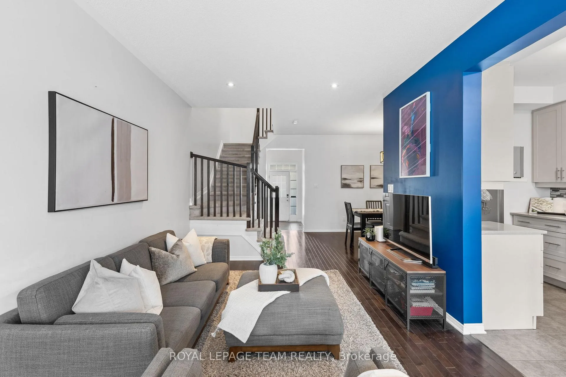 Photo 13 of 102 Lochnaw Private, Ottawa, Barrhaven - Stonebridge — HOMEH