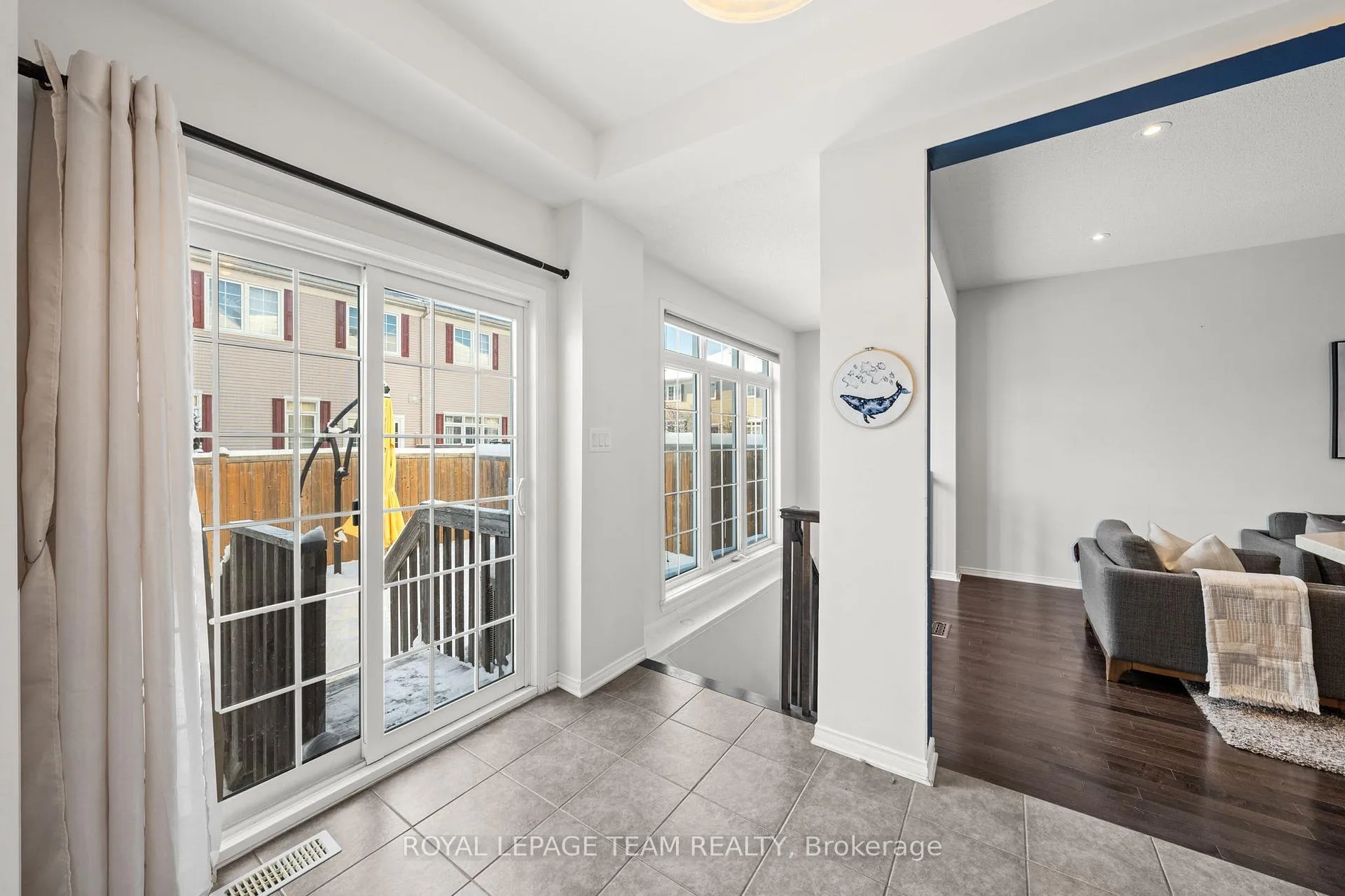 Photo 21 of 102 Lochnaw Private, Ottawa, Barrhaven - Stonebridge — HOMEH