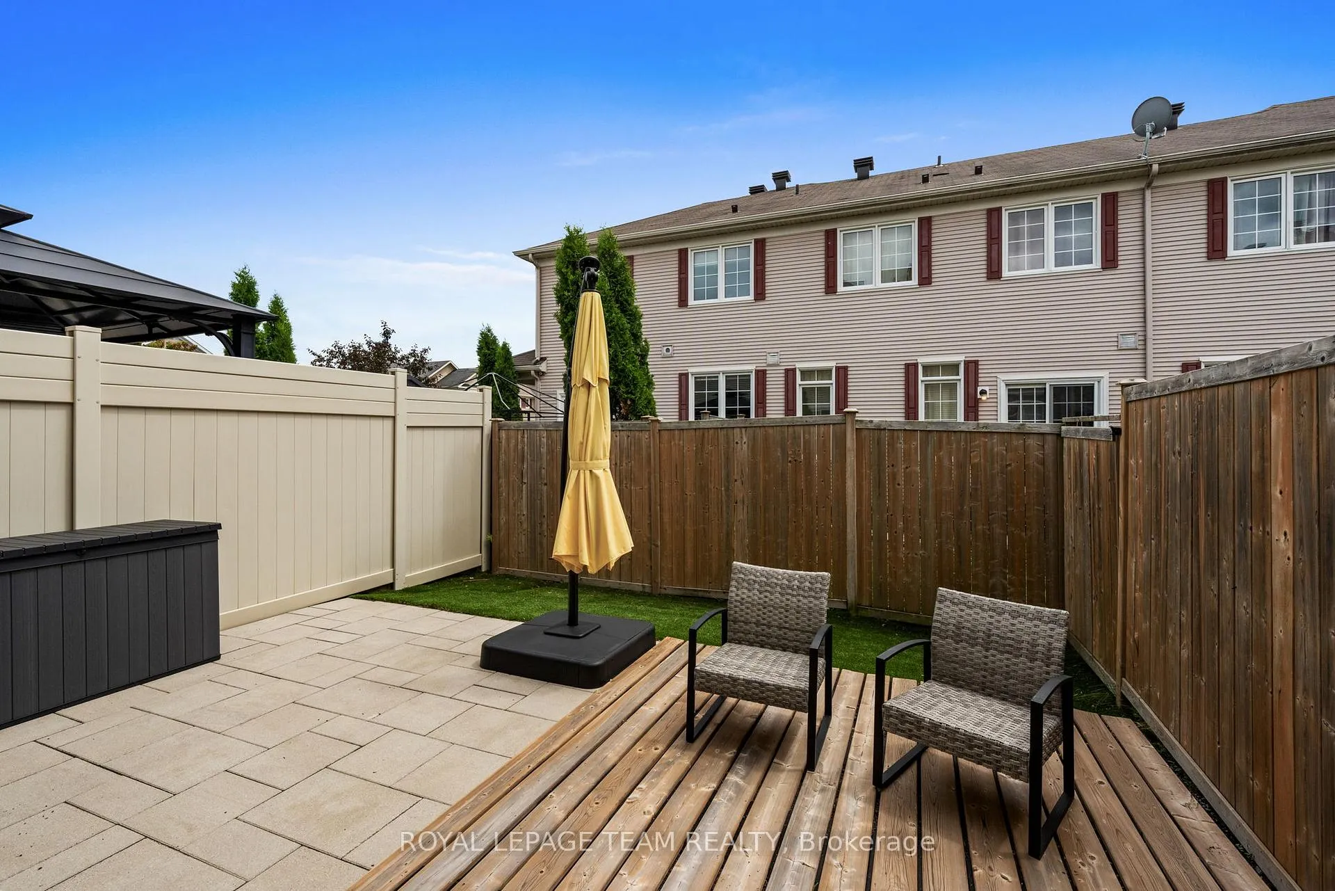 Photo 46 of 102 Lochnaw Private, Ottawa, Barrhaven - Stonebridge — HOMEH