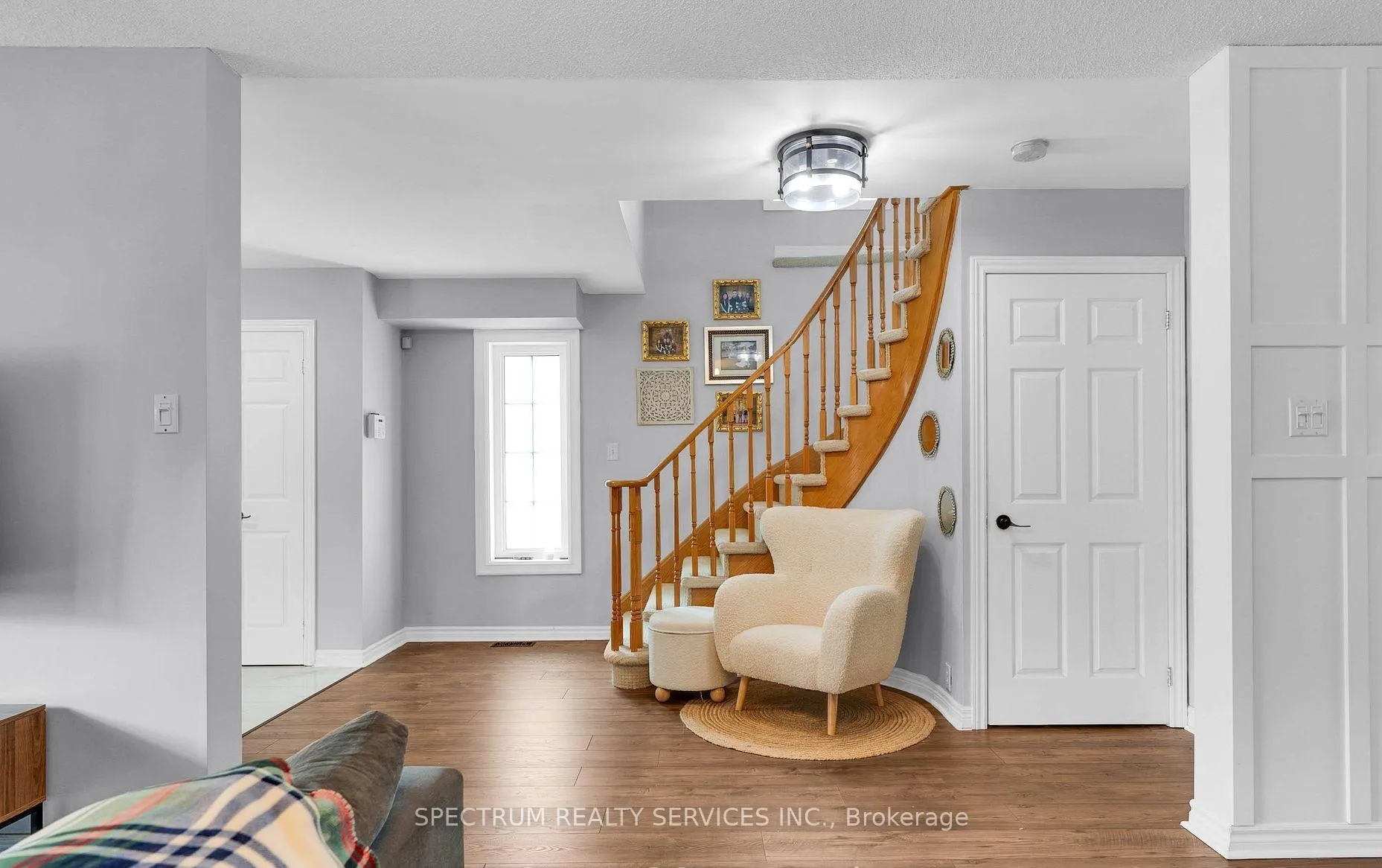 Photo 15 of 54 Northview Crescent, Barrie, Northwest — HOMEH