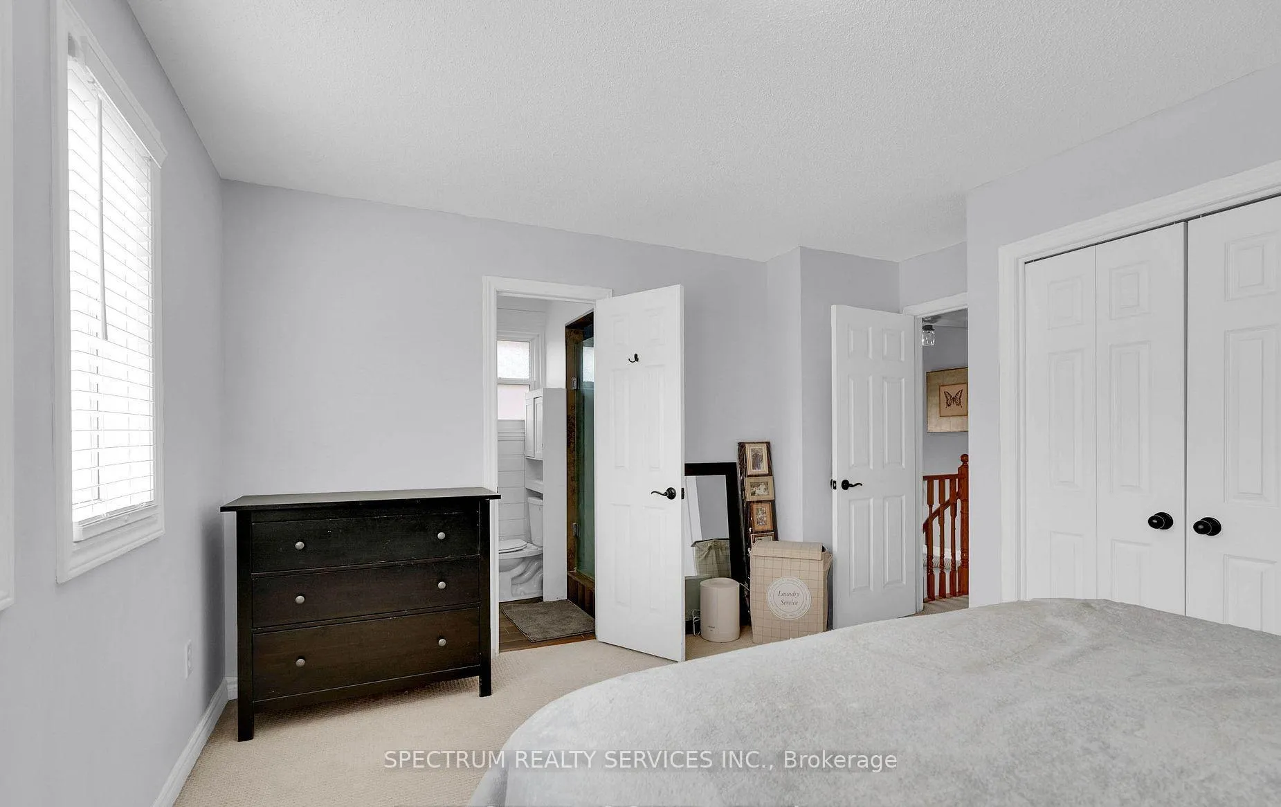 Photo 24 of 54 Northview Crescent, Barrie, Northwest — HOMEH
