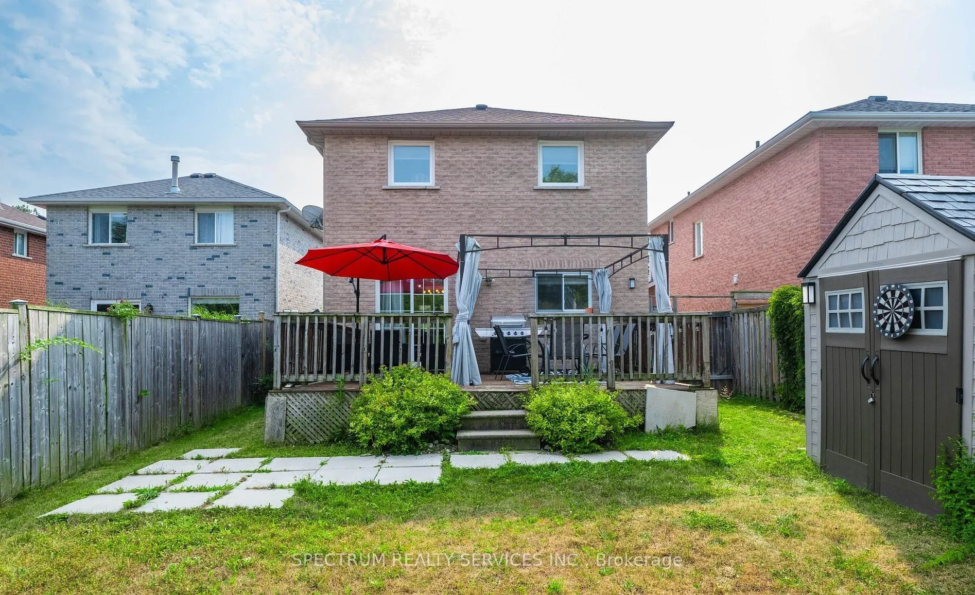 Photo 33 of 54 Northview Crescent, Barrie, Northwest — HOMEH