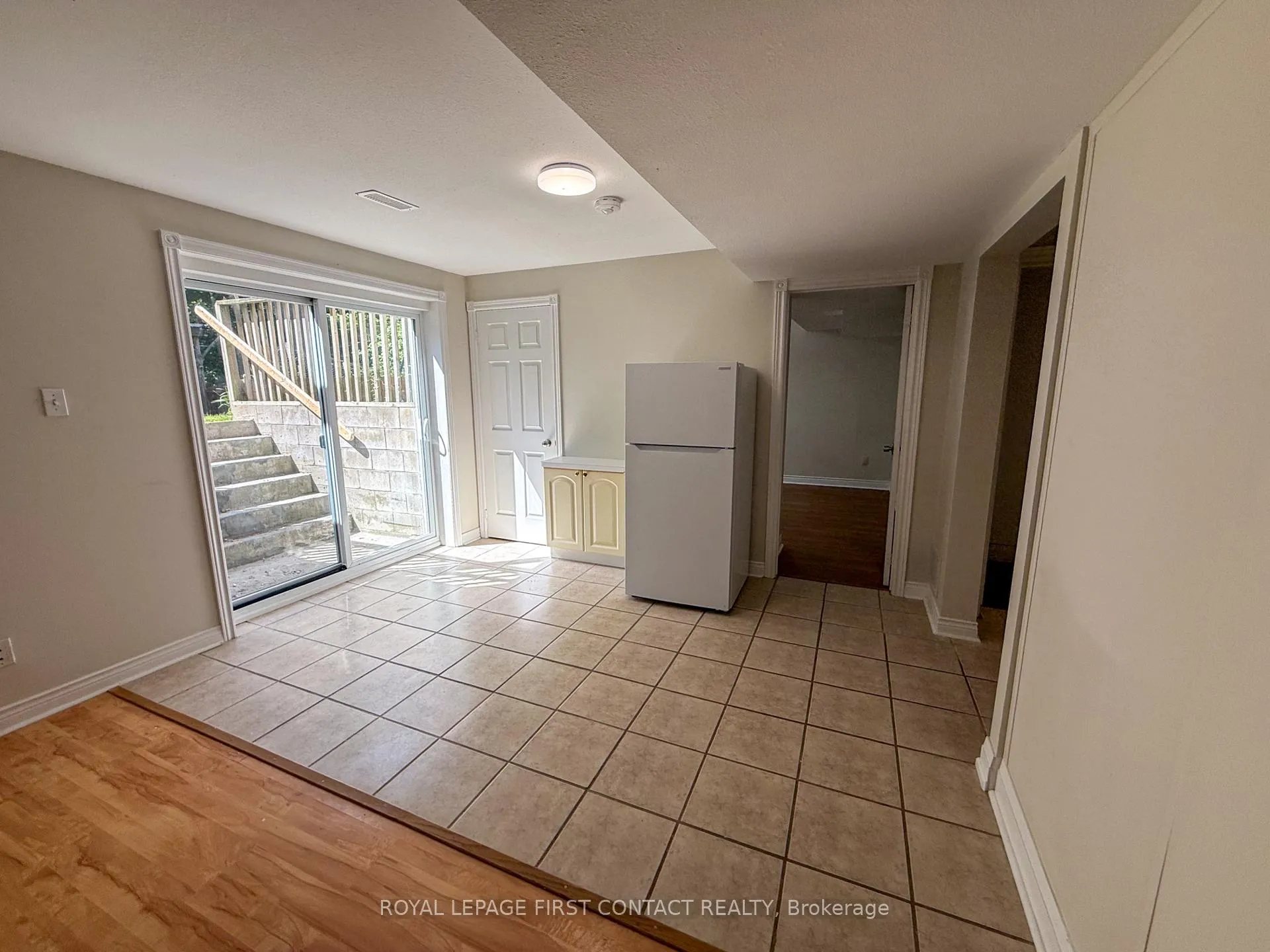 Photo 7 of Unit Lower, 1 Benson Drive, Barrie, Sandy Hollow — HOMEH