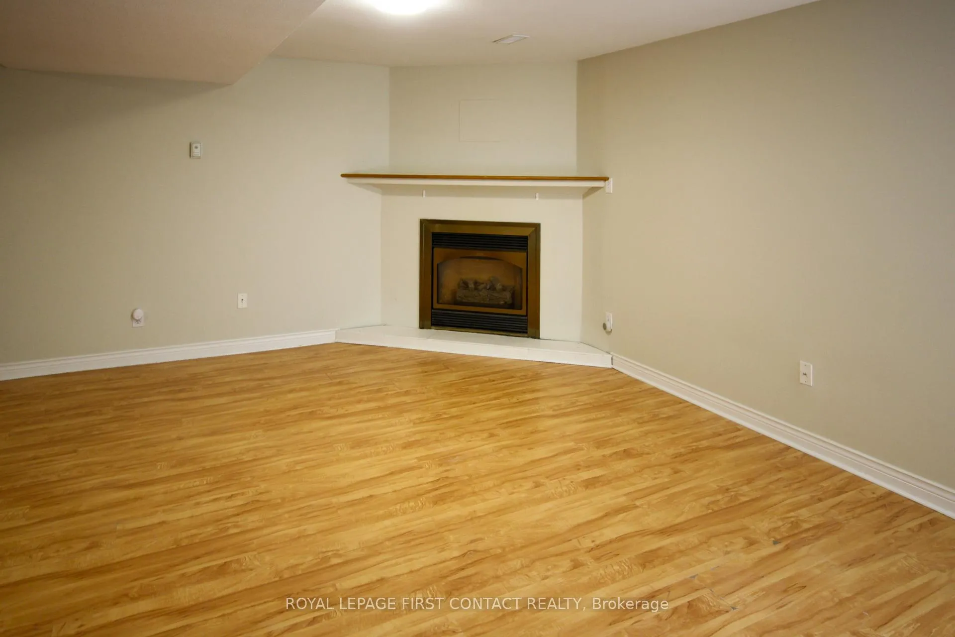 Photo 9 of Unit Lower, 1 Benson Drive, Barrie, Sandy Hollow — HOMEH