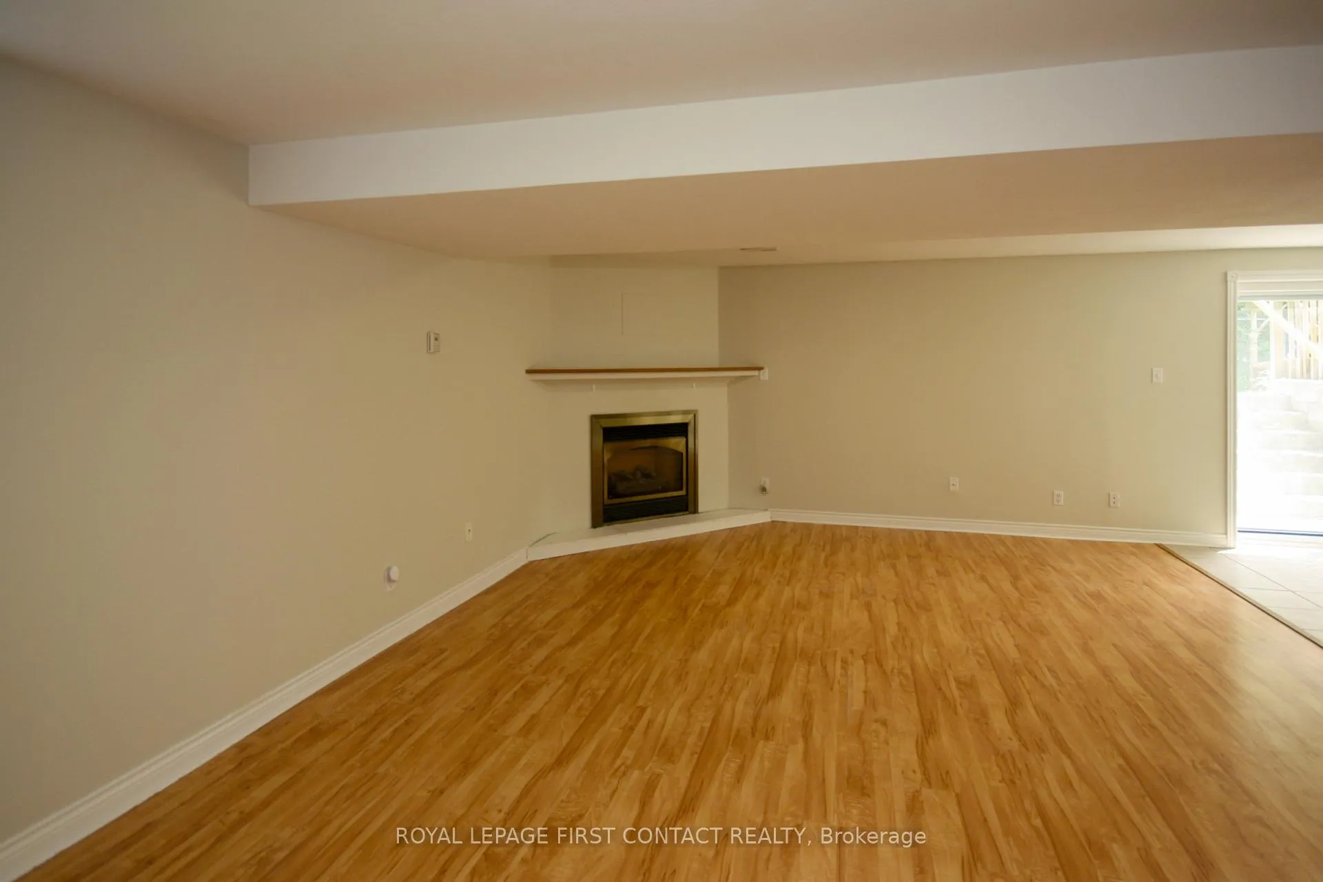 Photo 11 of Unit Lower, 1 Benson Drive, Barrie, Sandy Hollow — HOMEH