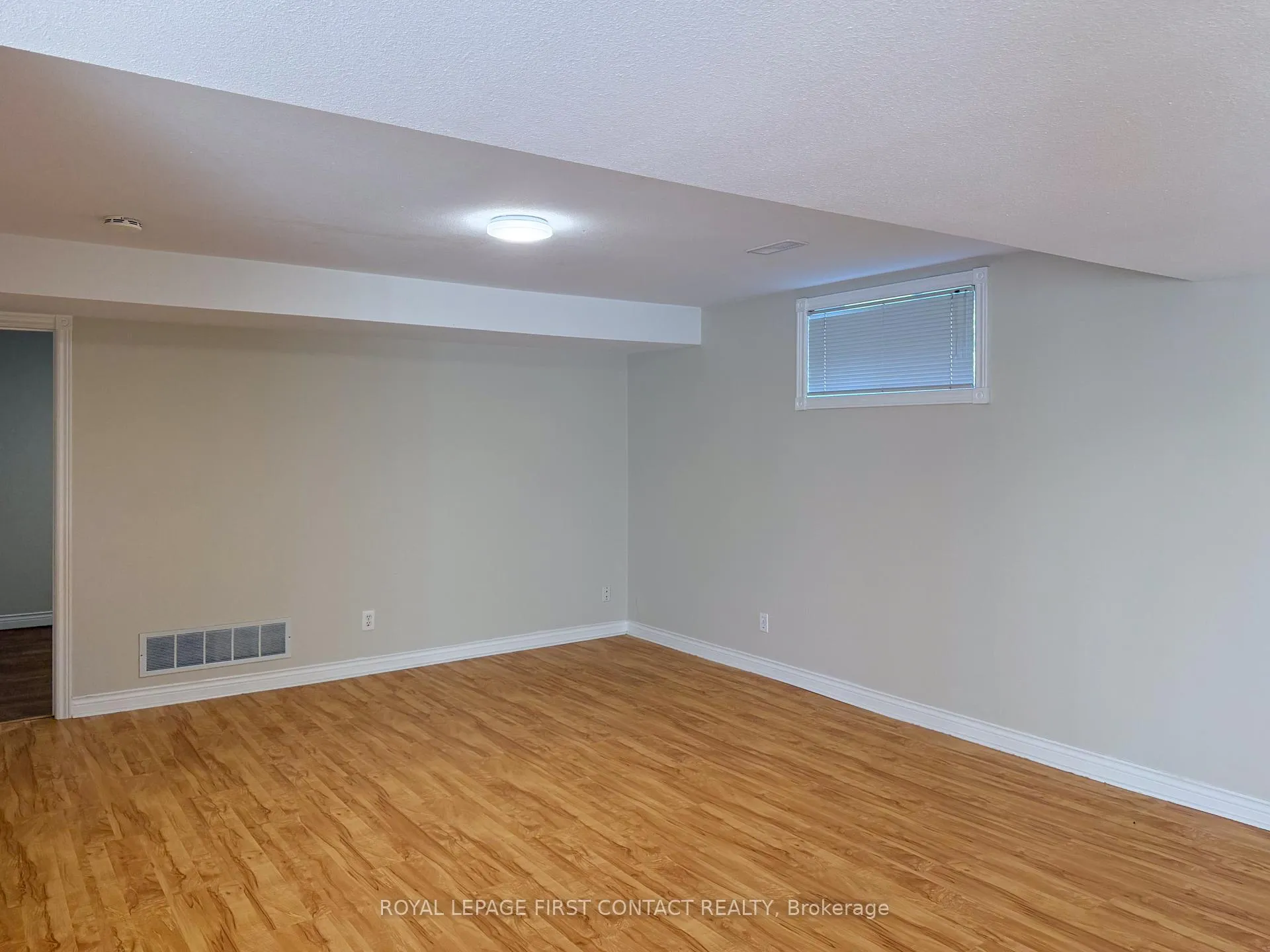 Photo 14 of Unit Lower, 1 Benson Drive, Barrie, Sandy Hollow — HOMEH