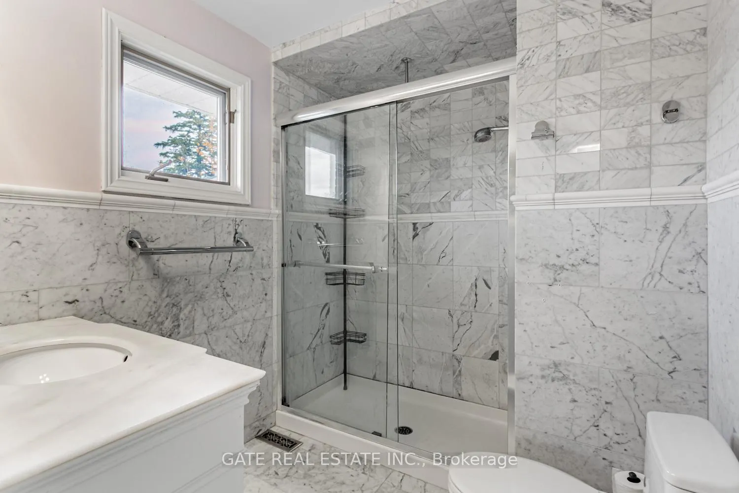 Photo 18 of 60 Scott Street, Brampton, Downtown Brampton — HOMEH