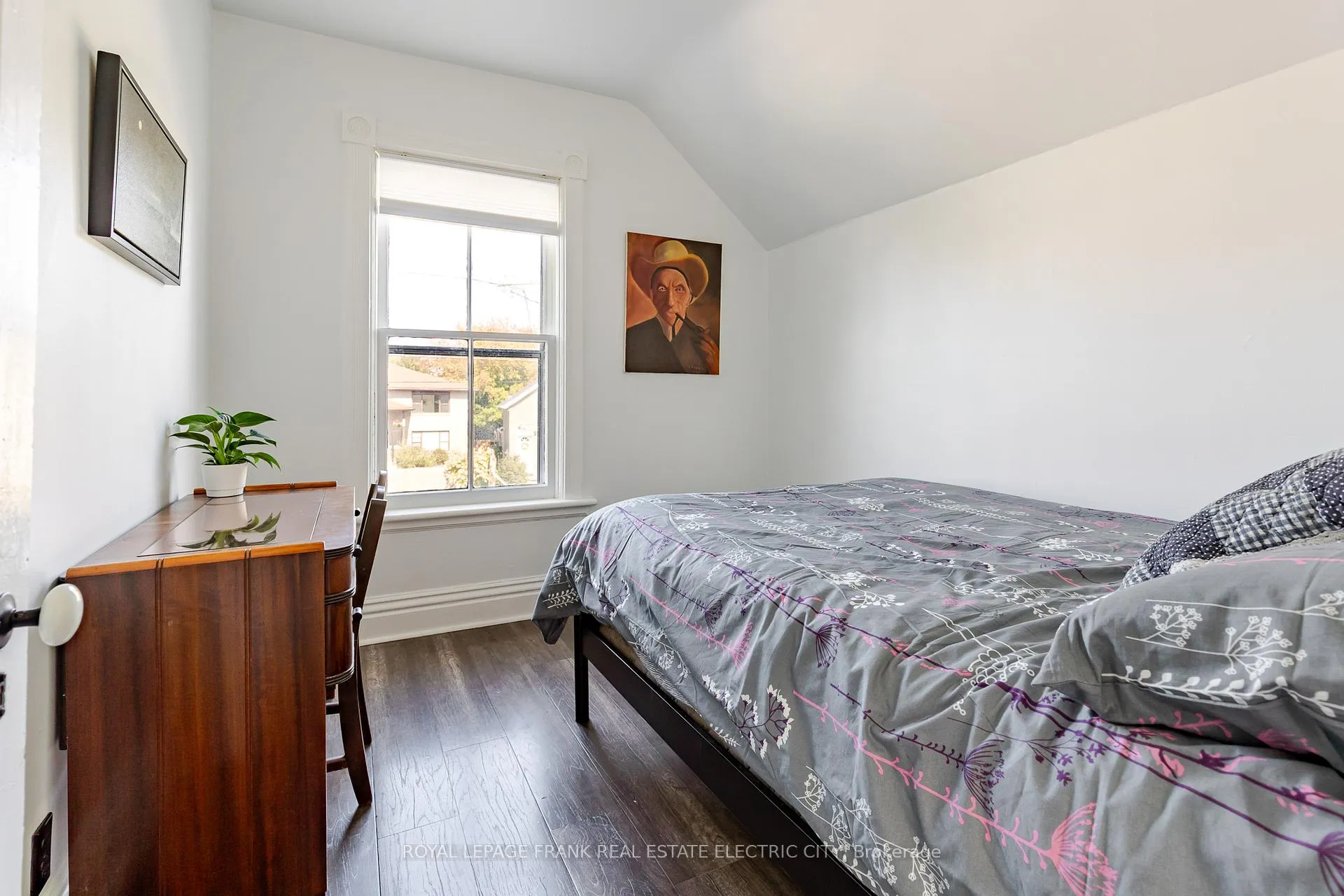 Photo 25 of 193 Lake Street, Peterborough, Town Ward 3 — HOMEH