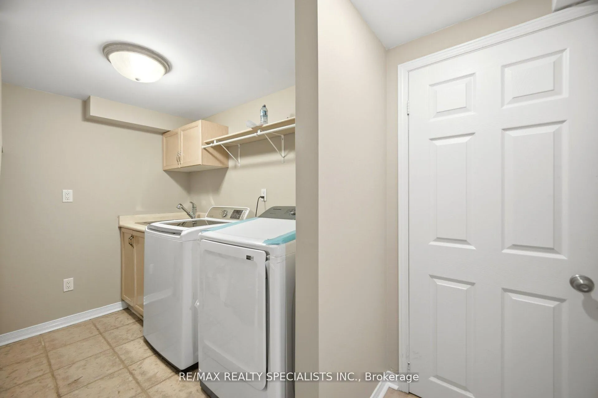 Photo 22 of 15 Eagleridge Drive, Brampton, Sandringham-Wellington — HOMEH