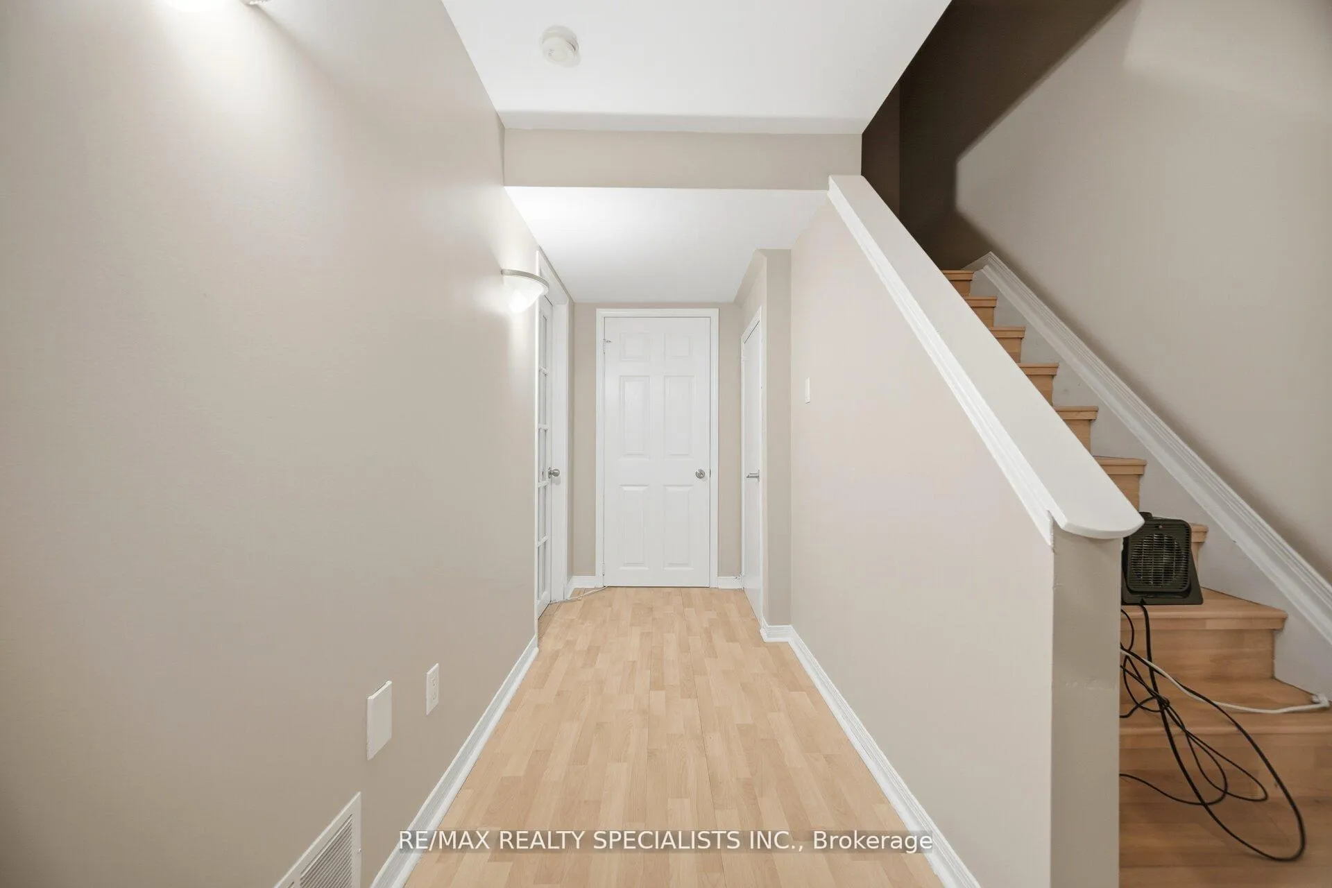 Photo 23 of 15 Eagleridge Drive, Brampton, Sandringham-Wellington — HOMEH