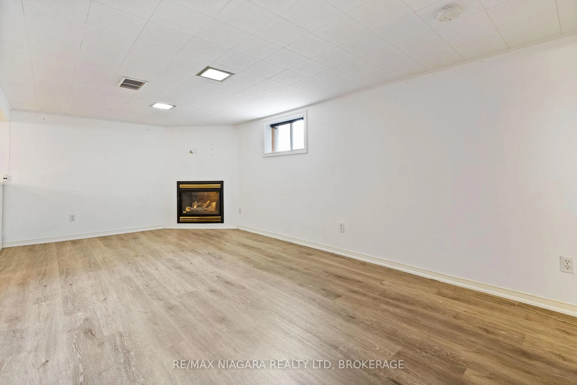 Photo 5 of Unit Basement, 88 Wiley Street, St. Catharines, Downtown — HOMEH