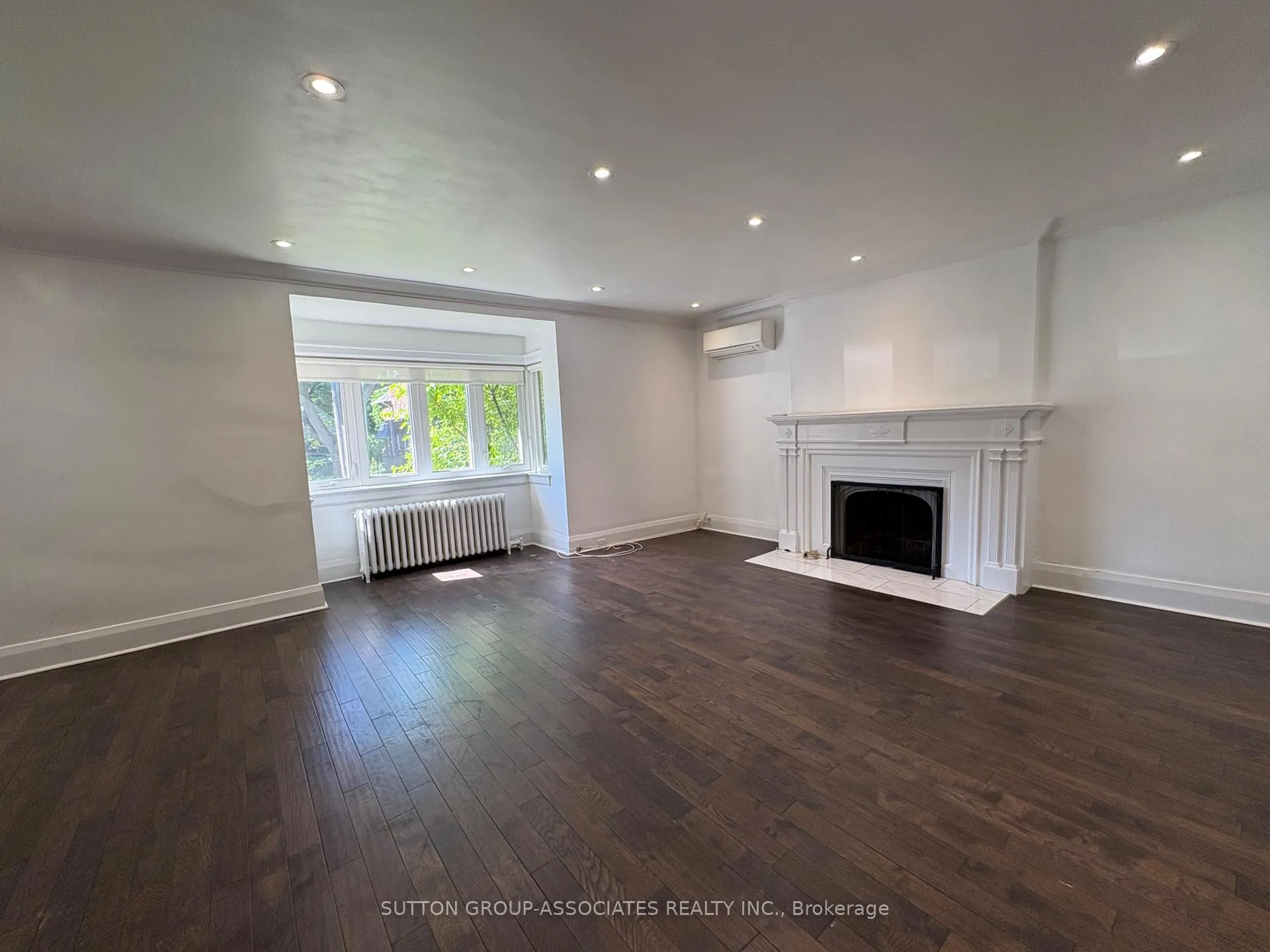 Photo 5 of Unit Main, 101 Burnside Drive, Toronto, Wychwood — HOMEH