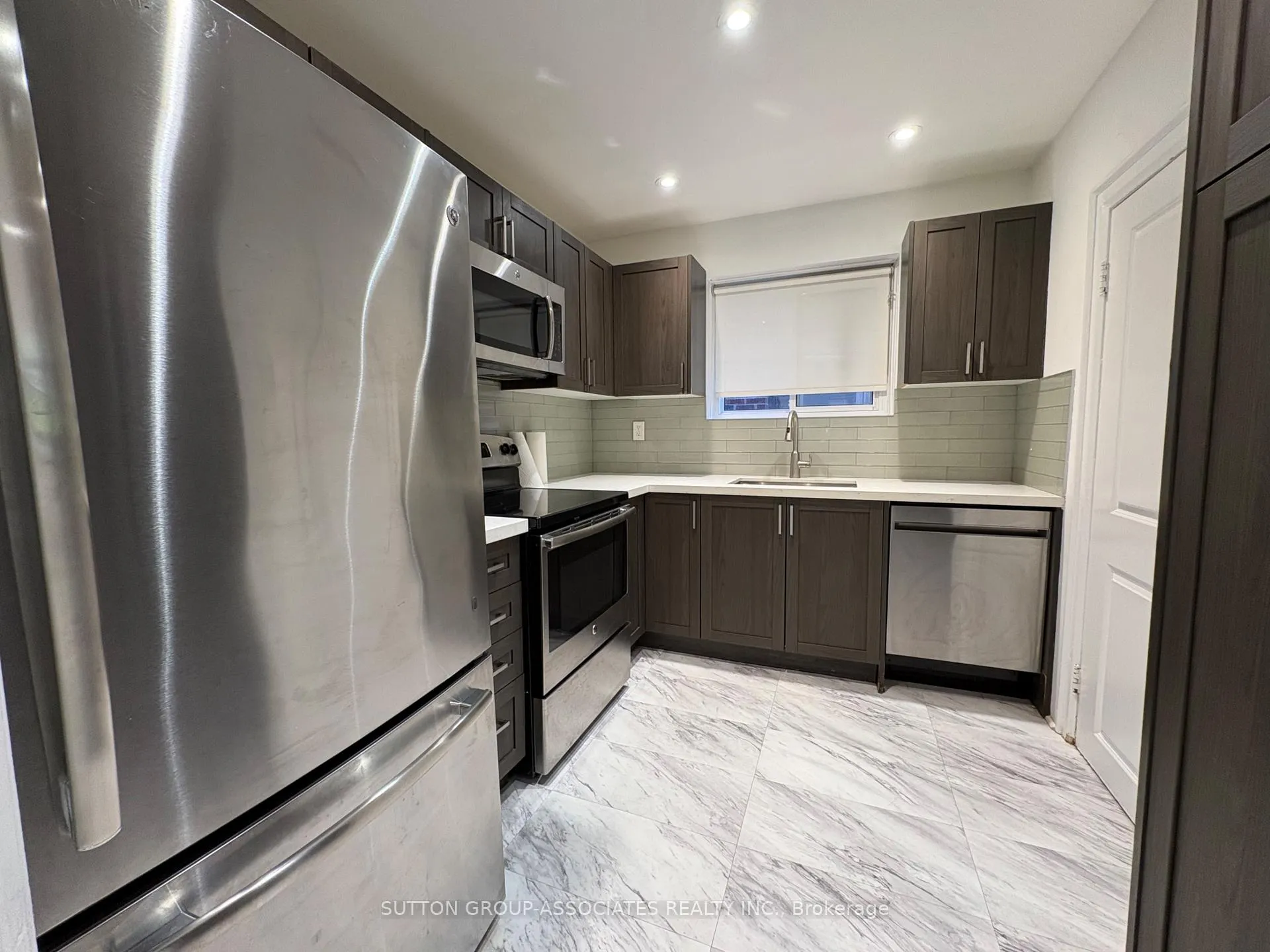 Photo 9 of Unit Main, 101 Burnside Drive, Toronto, Wychwood — HOMEH